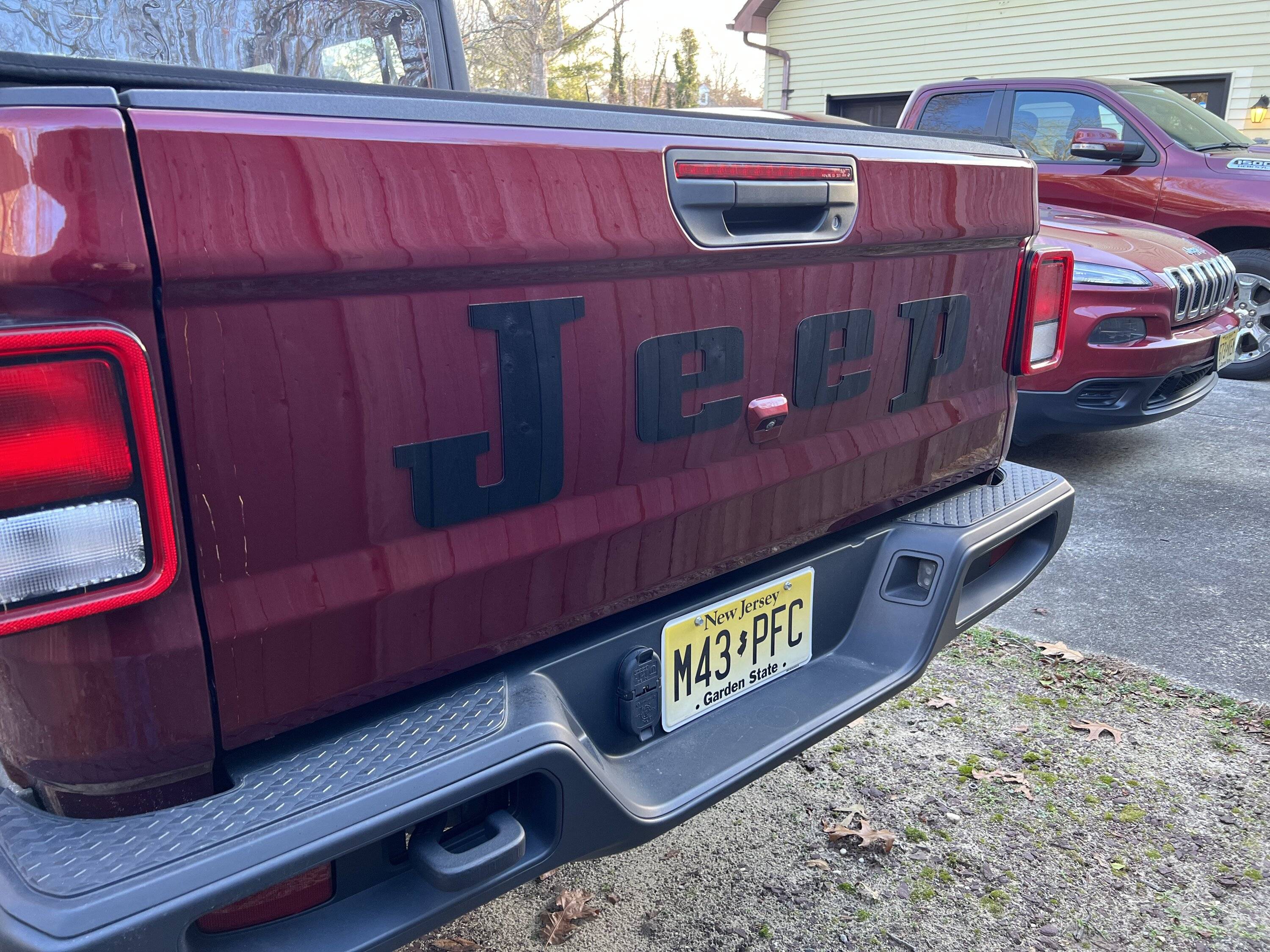 Jeep Gladiator Snazzberry Gladiator JT club 4D700D1C-B529-4D09-AC0D-191ABB72AD31