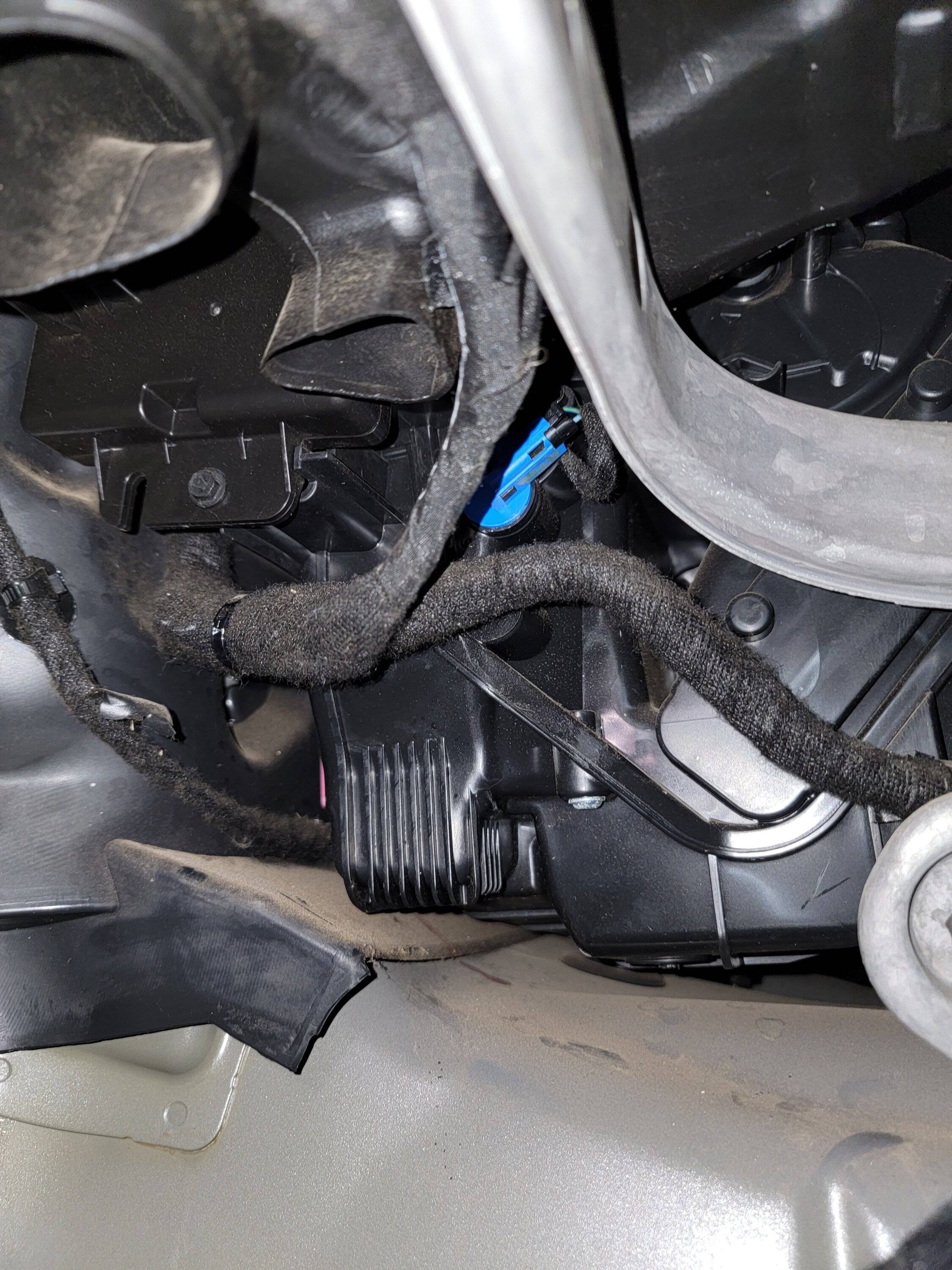 Jeep Gladiator What is this??? The blue switch near gas pedal 20230118_051125