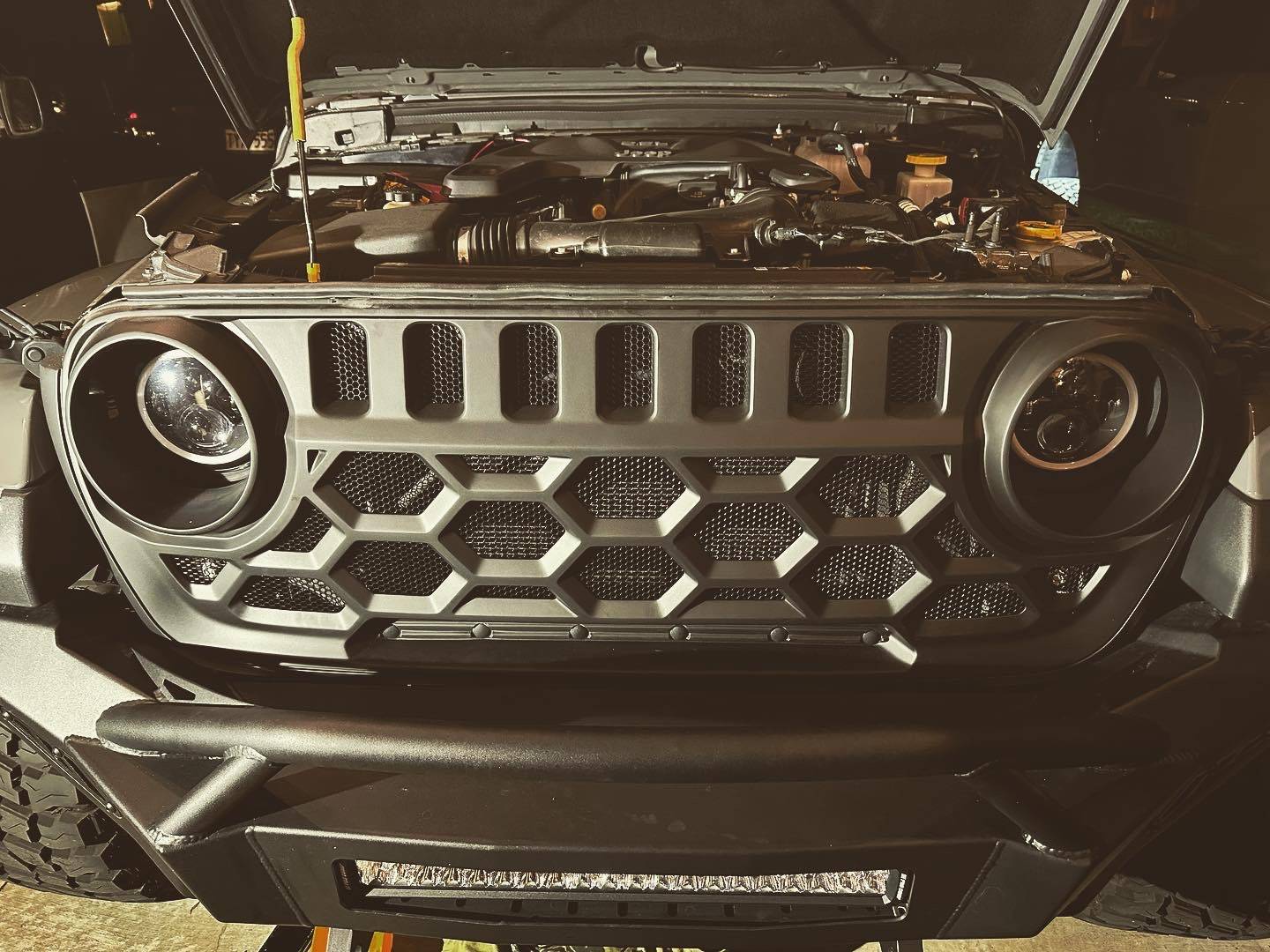 Jeep Gladiator Air Design hexagon grill D7EE9515-262E-46D9-8966-640E2D4DA8F5