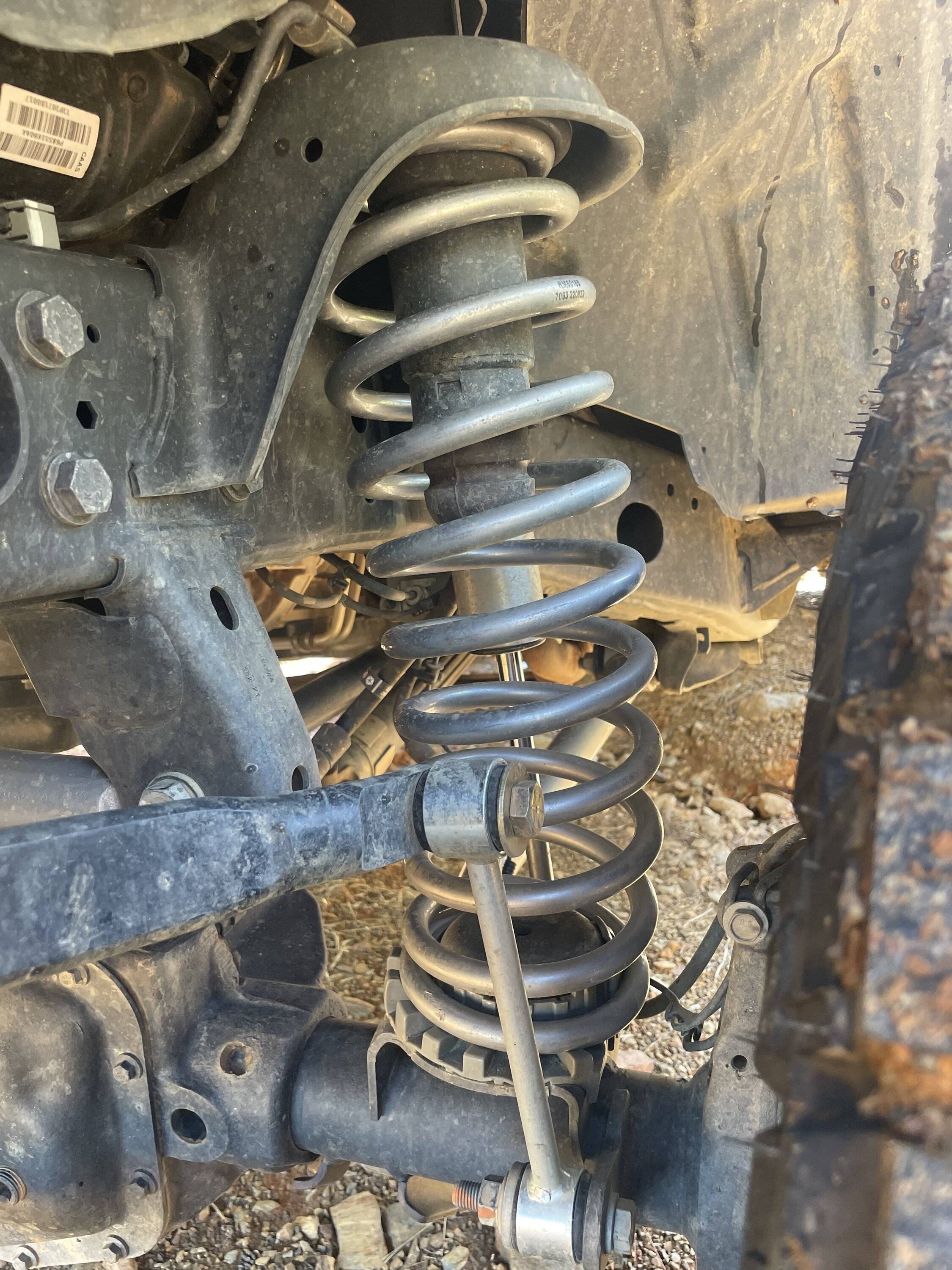 Jeep Gladiator Springs bowing when flexed BCE7D145-369A-4AE2-BC40-A5DD9669A4F1