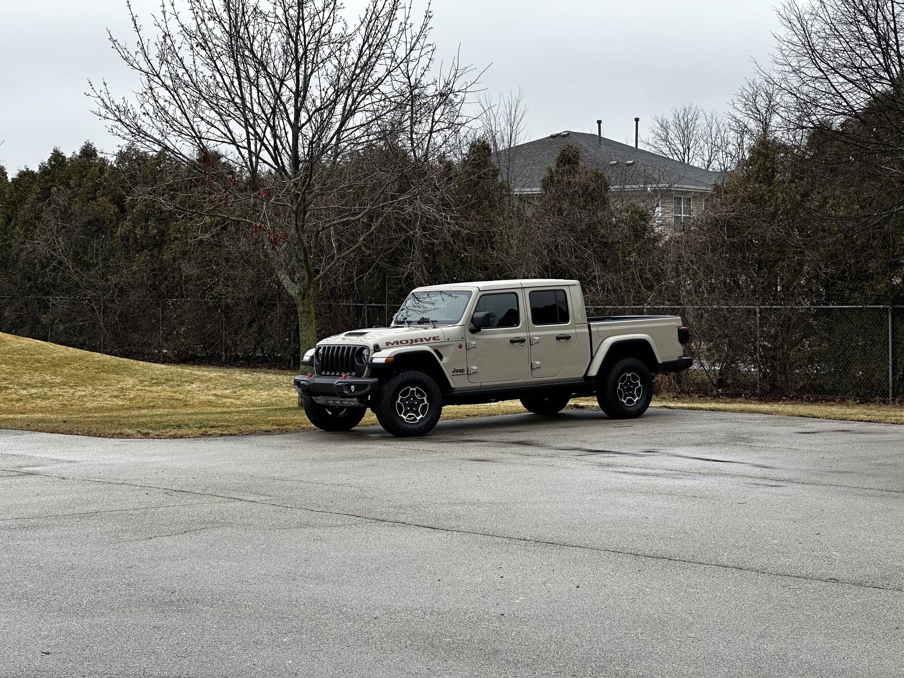 Jeep Gladiator GOBI Gladiator JT Club 56D9D56D-A920-42B2-858D-672D870D06CC