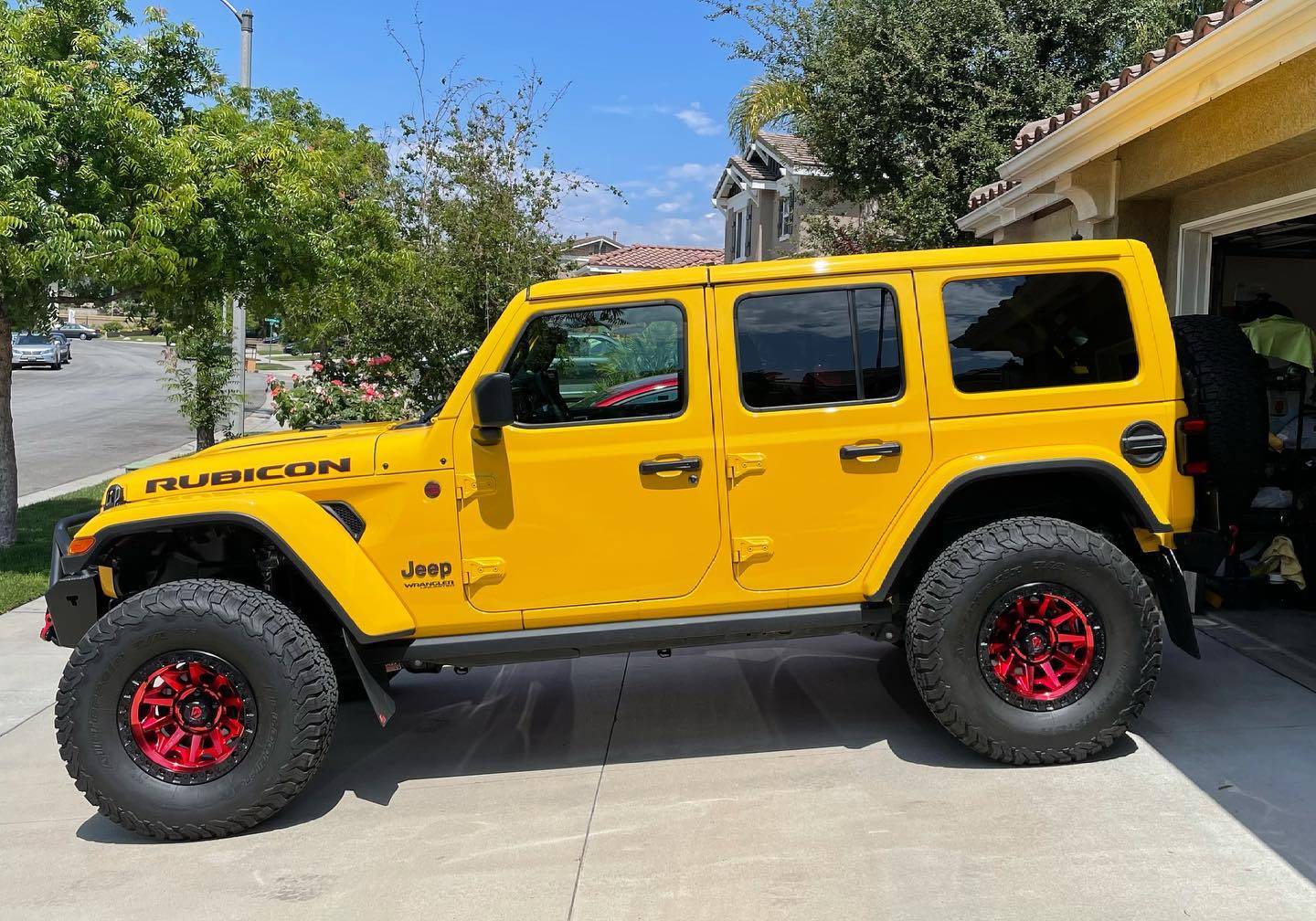 Jeep Gladiator Earl paint color now available on 2023 Jeep Gladiator! 194279054_10223293024946623_7380527345660868653_n