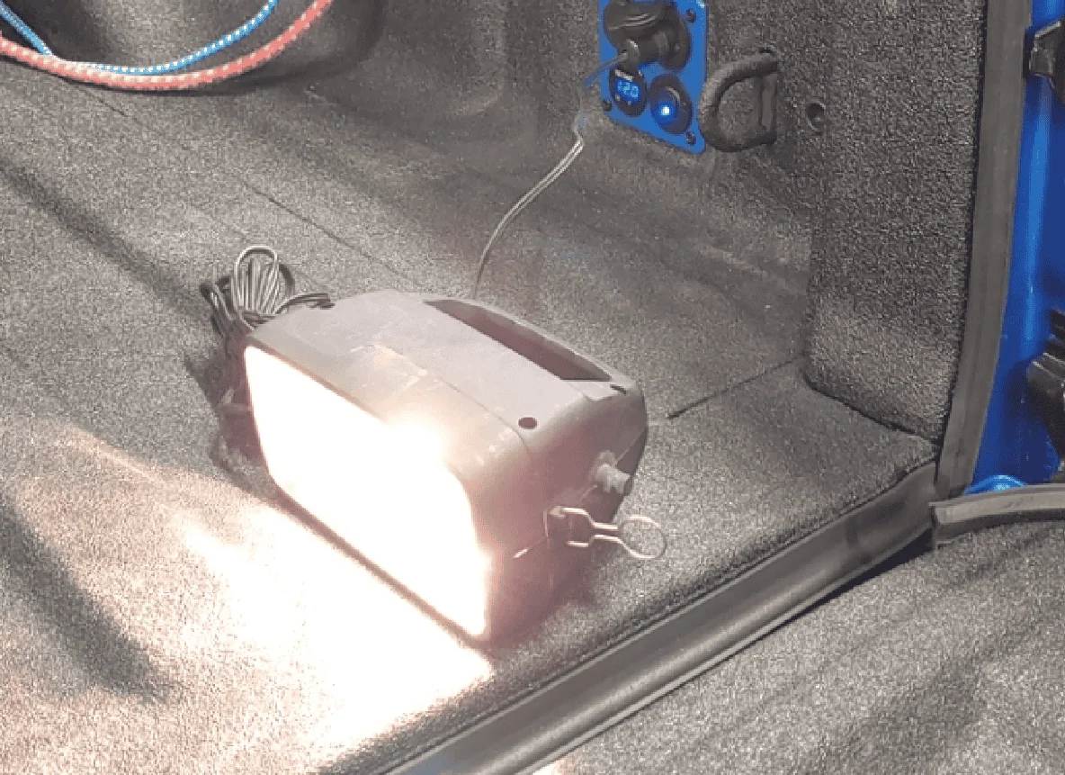 Jeep Gladiator Purpose of holes fore and aft in bedside? 1674182332603