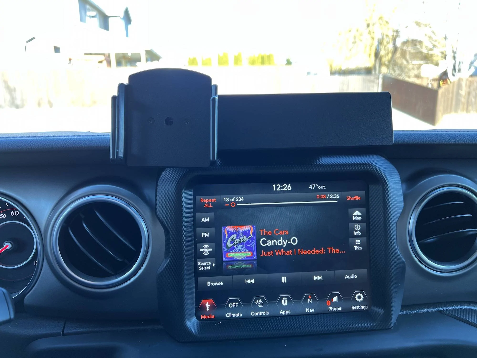 Jeep Gladiator Looking for a unicorn phone mount. Any suggestions? ProClipMount2