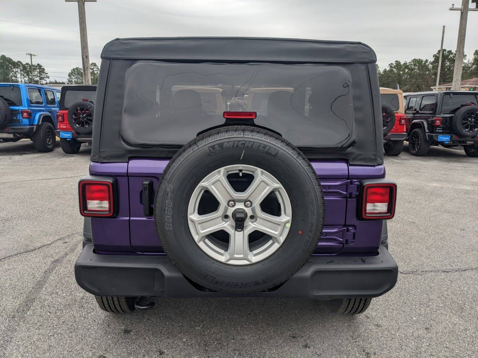 Jeep Gladiator Purple Wrangler (reign?) f86f89b43434ac8991fc5ce870853b30x