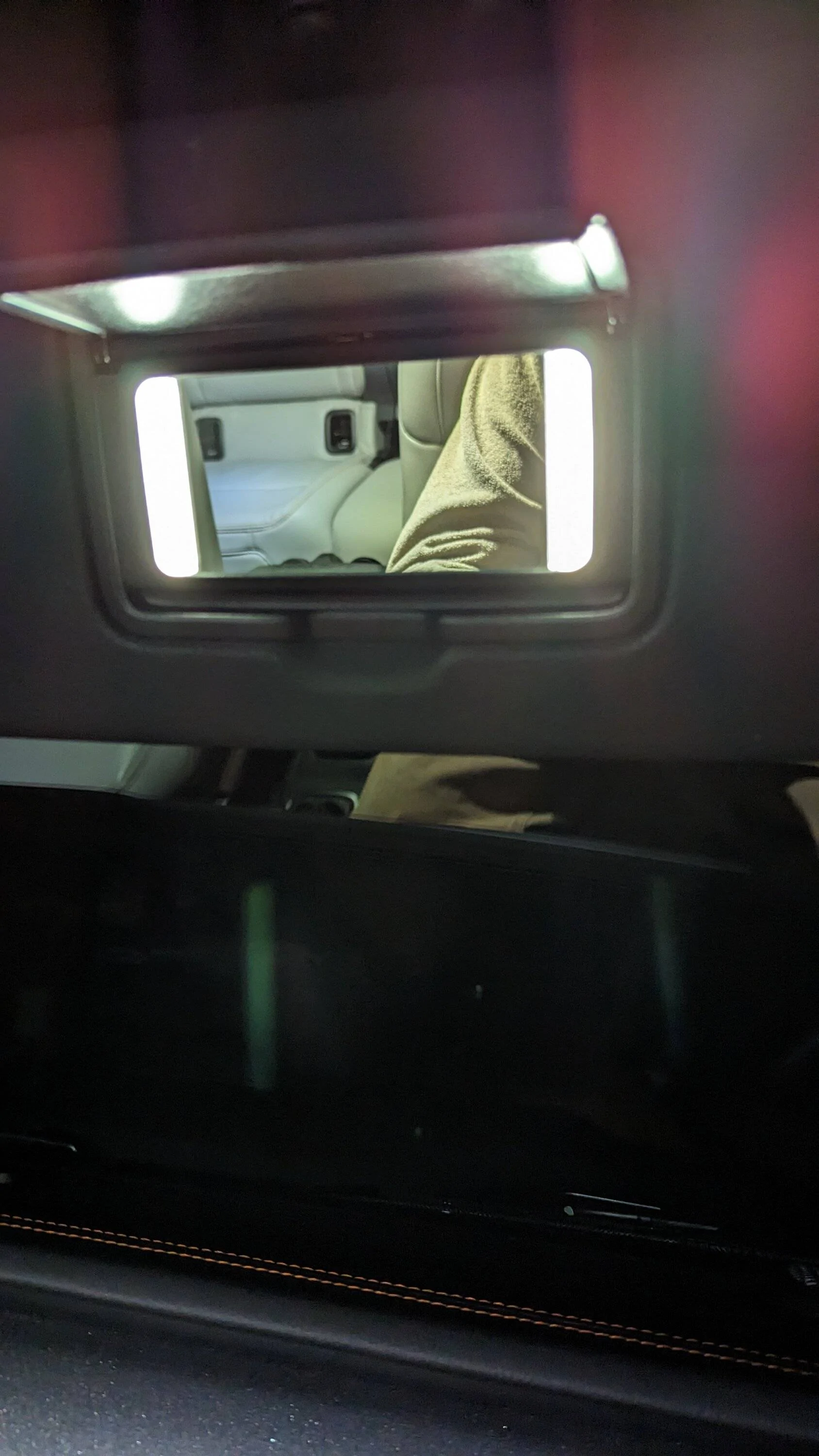 Jeep Gladiator Great map light upgrade PXL_20230121_050444725