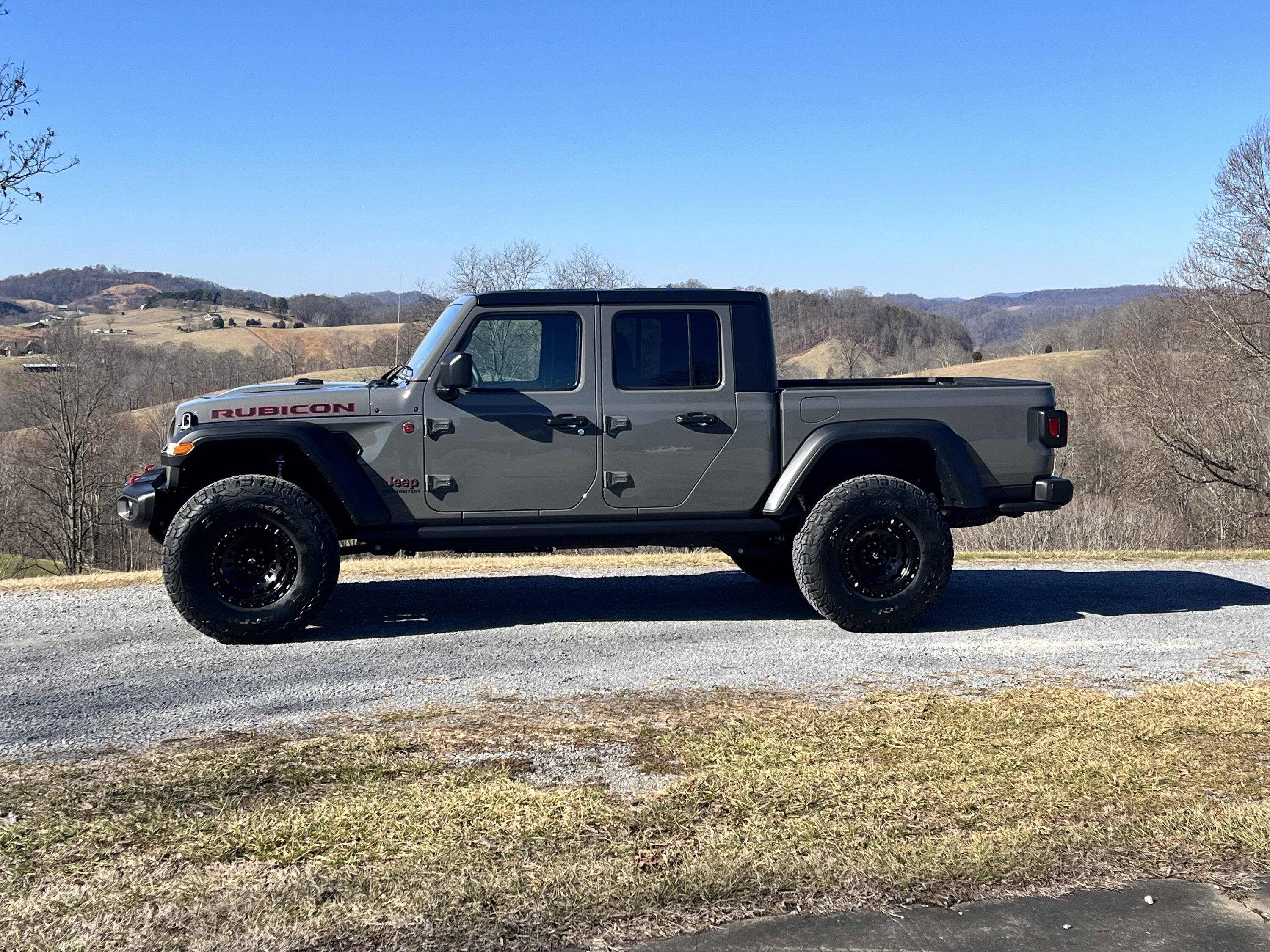 Jeep Gladiator STING GRAY Gladiator JT Club 87927158-EB7B-45EE-8961-D2363D724394