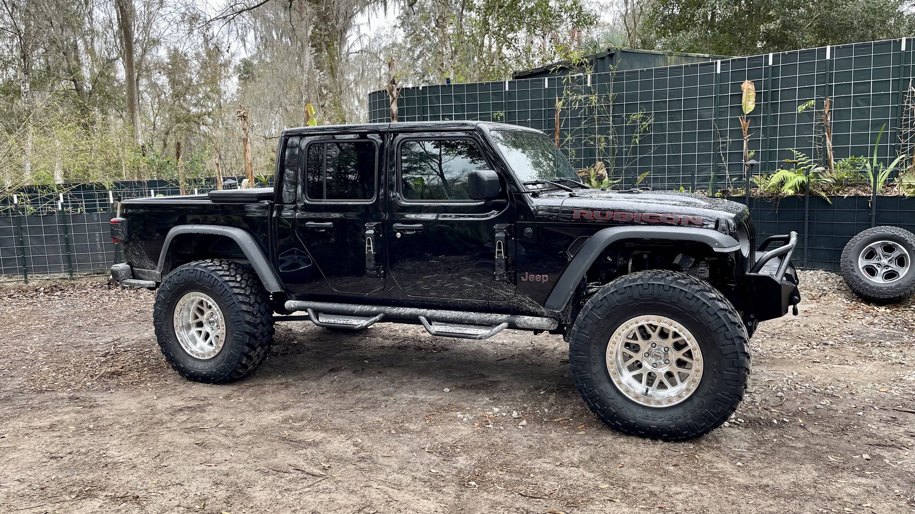 Jeep Gladiator SHOW ME YOUR WHEELS! 78868FB7-AC30-4C58-8137-D062443F09EE