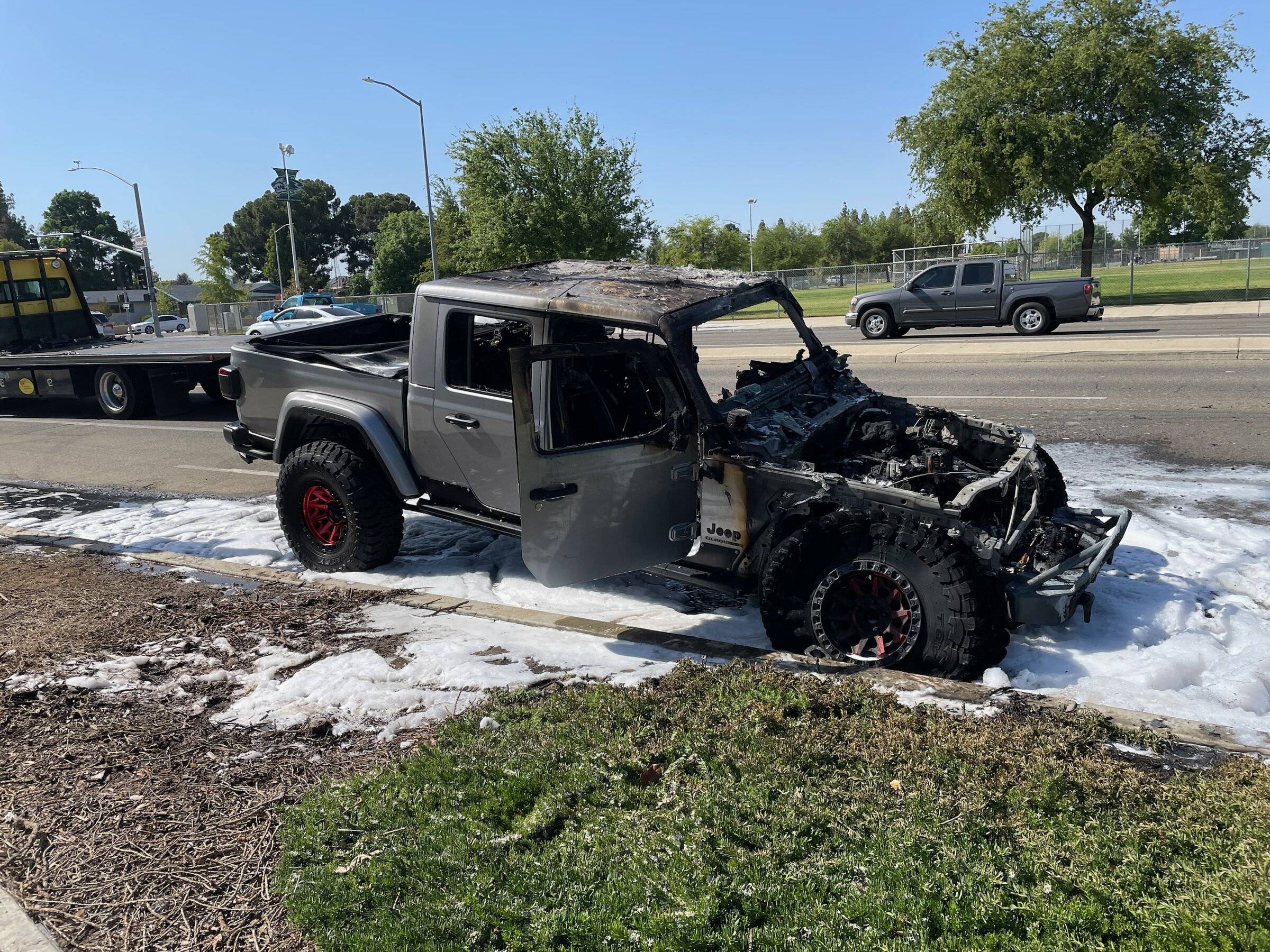 Jeep Gladiator Looking for REAL WORLD person experience with 4xe 79E52461-D077-421E-8481-7234BE17FECF