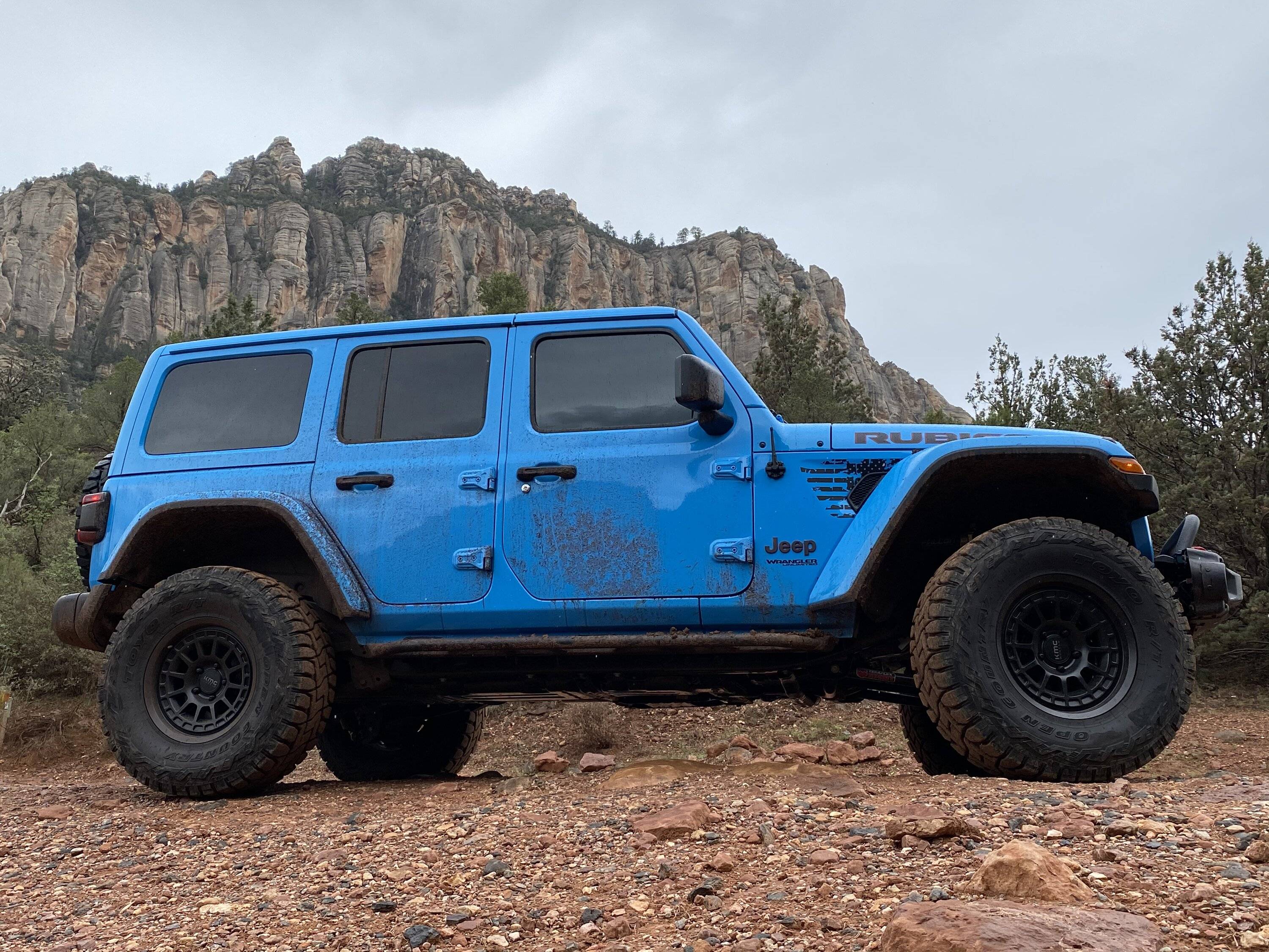 Jeep Gladiator EJS 2023, What'd ya pick? 1CF8F87E-E7CE-46BC-B2C0-3CBC6008A010