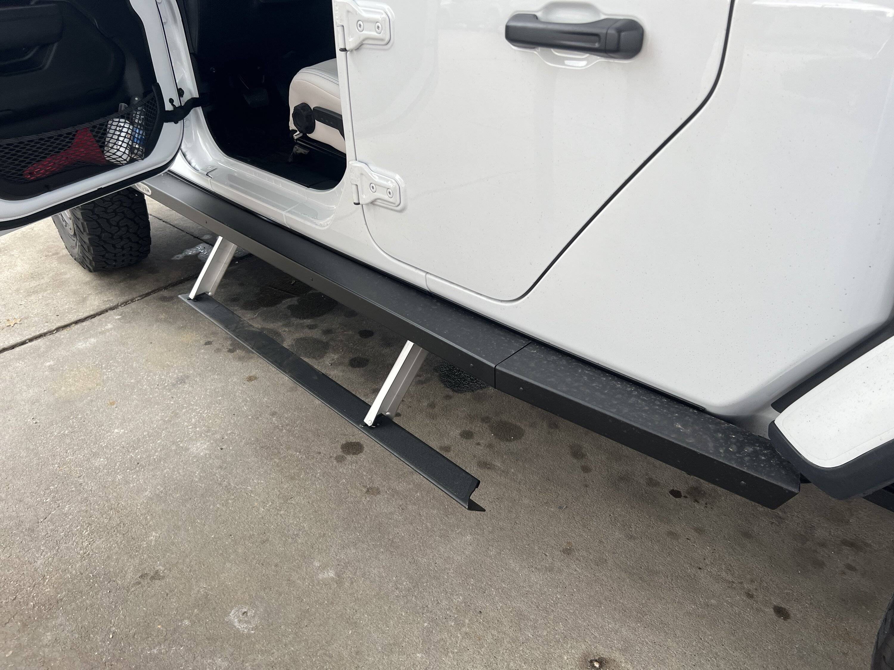 Jeep Gladiator Rock slide engineering gen 3 step sliders $1500 67086A35-7A6F-4592-A048-14AF713D8DD6