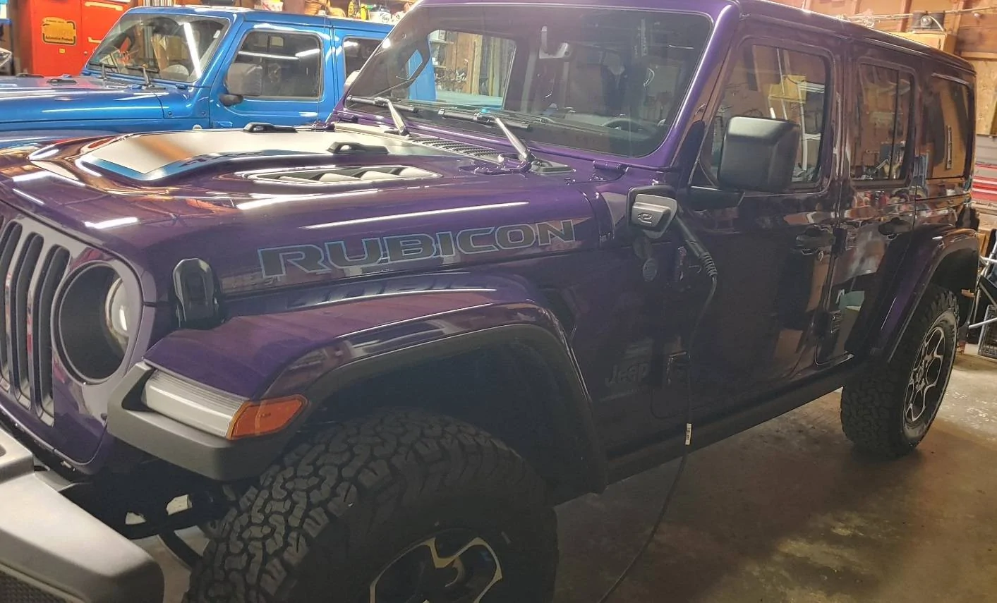 Jeep Gladiator Purple Wrangler (reign?) 20230123_200932_HDR