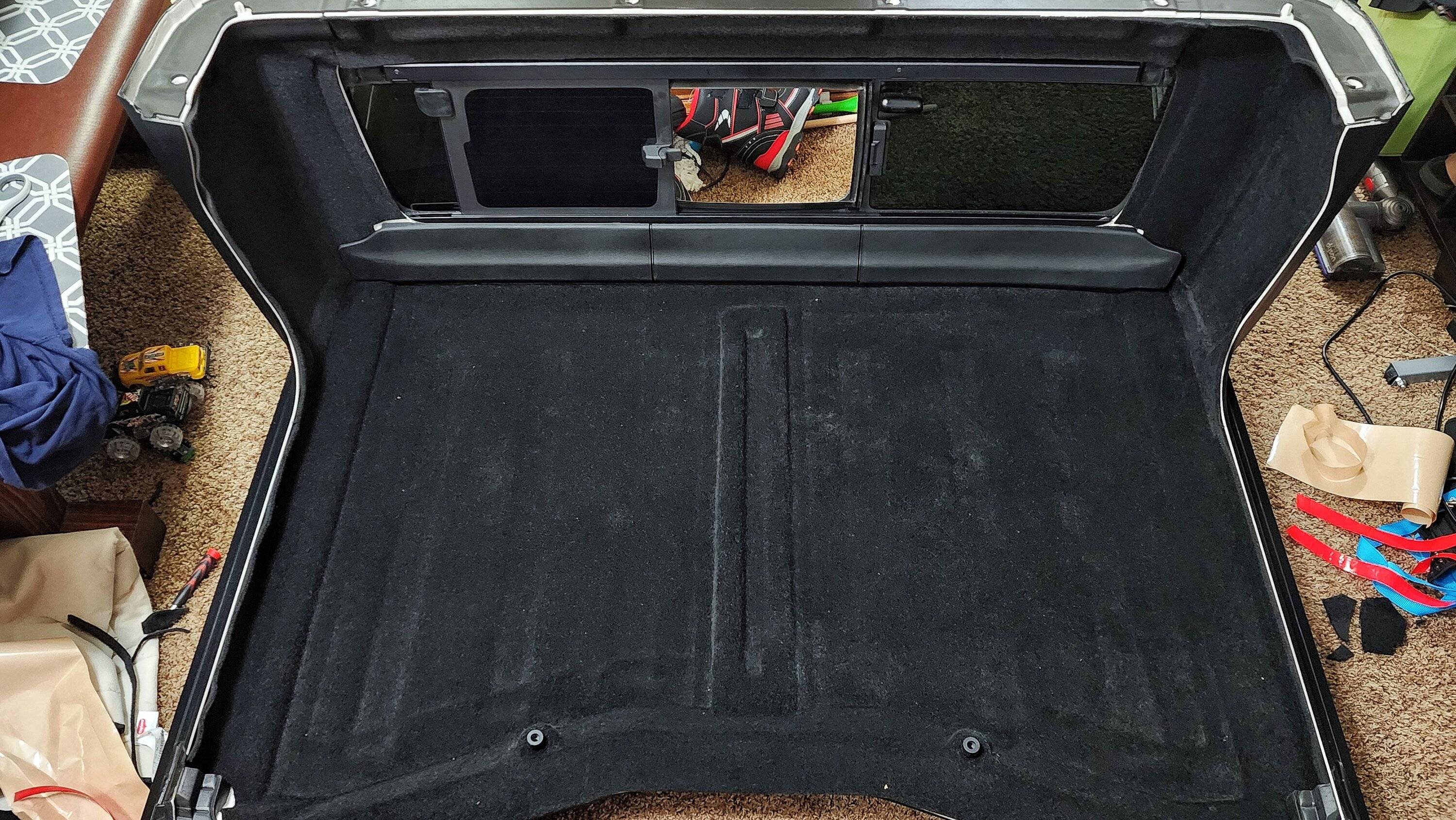 Jeep Gladiator Andrew's 2022 Sarge Green Mojave - Northern CA 20230121_165344-01