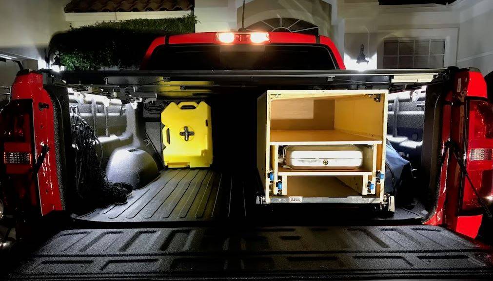 Jeep Gladiator Kitchen slideout in bed Kitched Idea-4.JPG