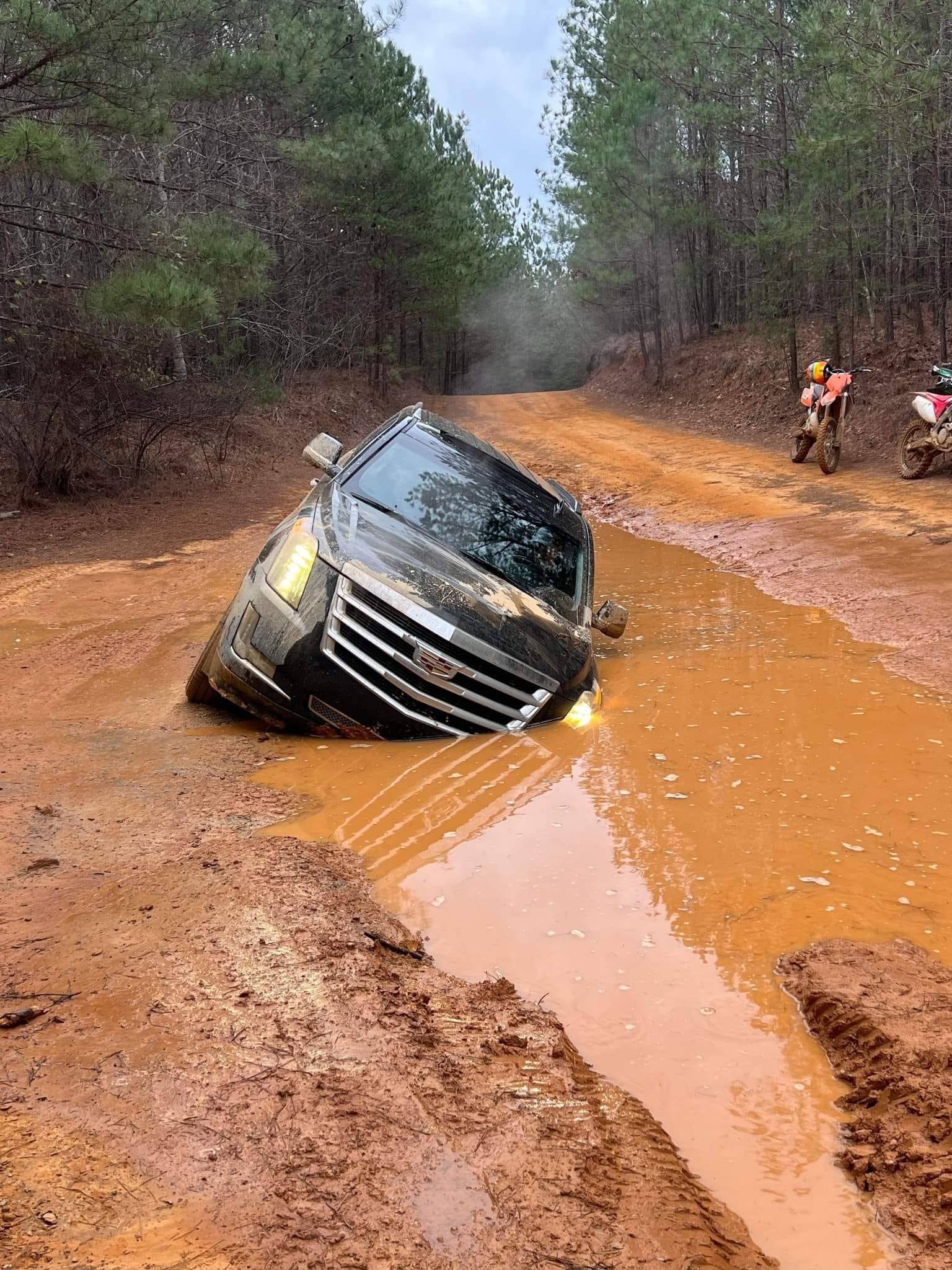 Jeep Gladiator Caddy testing new Trail Boss Escalade caddy