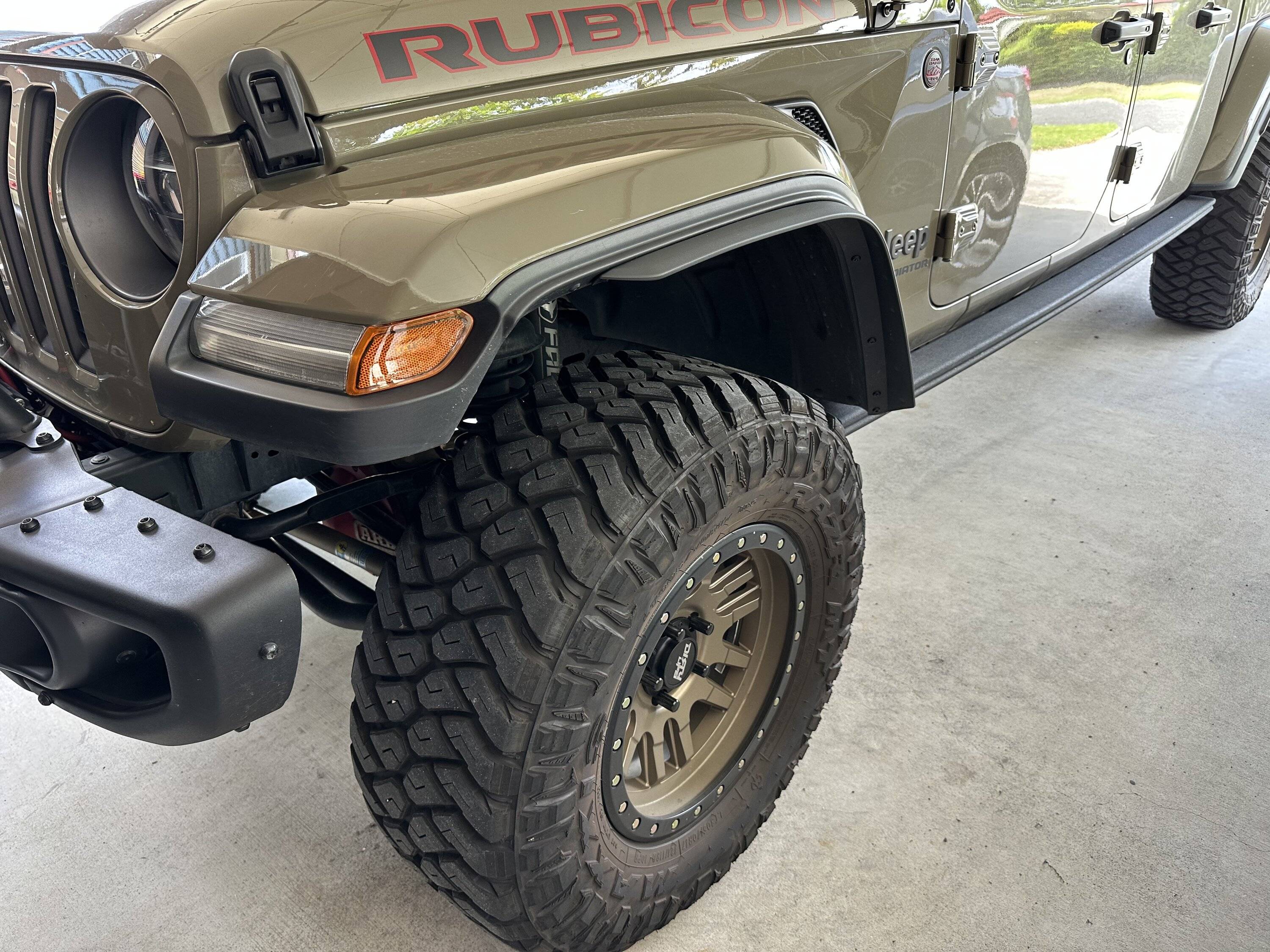 Jeep Gladiator Anyone installed Xtreme Recon Fenders on JT? 23F2426F-4FA6-4D07-850D-F33BF414522B