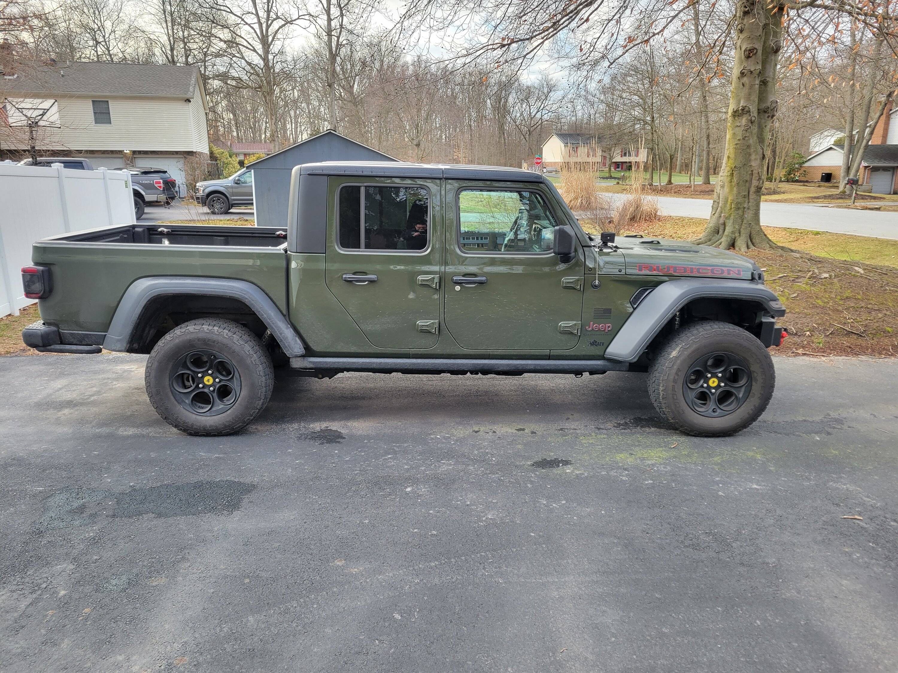 Jeep Gladiator Peer Review: About to pull the trigger on this lift setup 20230127_084330