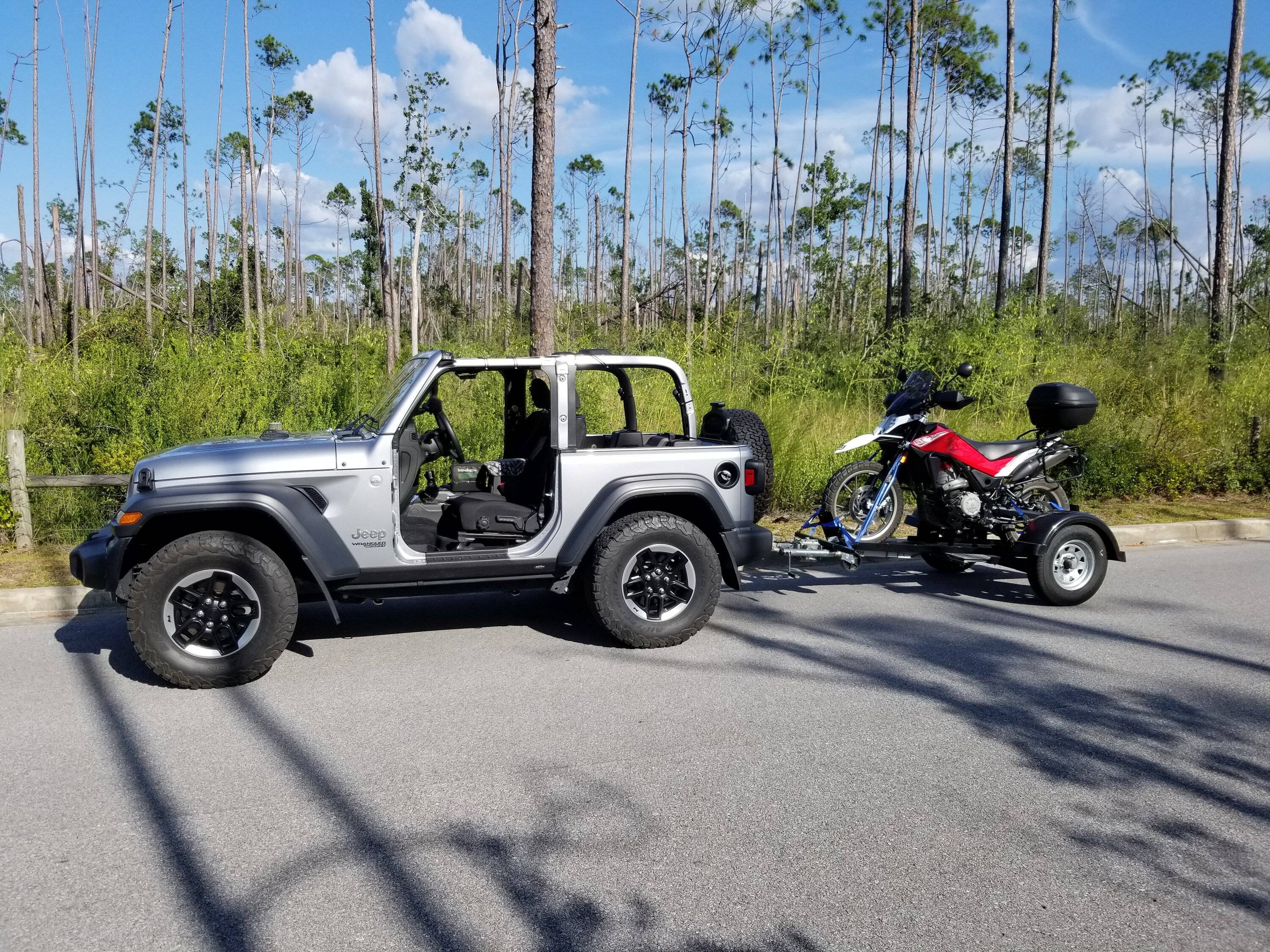 Jeep Gladiator Trying to decide which model to get for my first. Wrangler or Gladiator. 20190914_160810