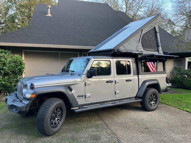 Jeep Gladiator 2020 Jeep Gladiator Sport S 16,000 miles $39,995 OBO Portland, Oregon 8F9232DC-D062-4933-BCA5-B4840BF22C4B