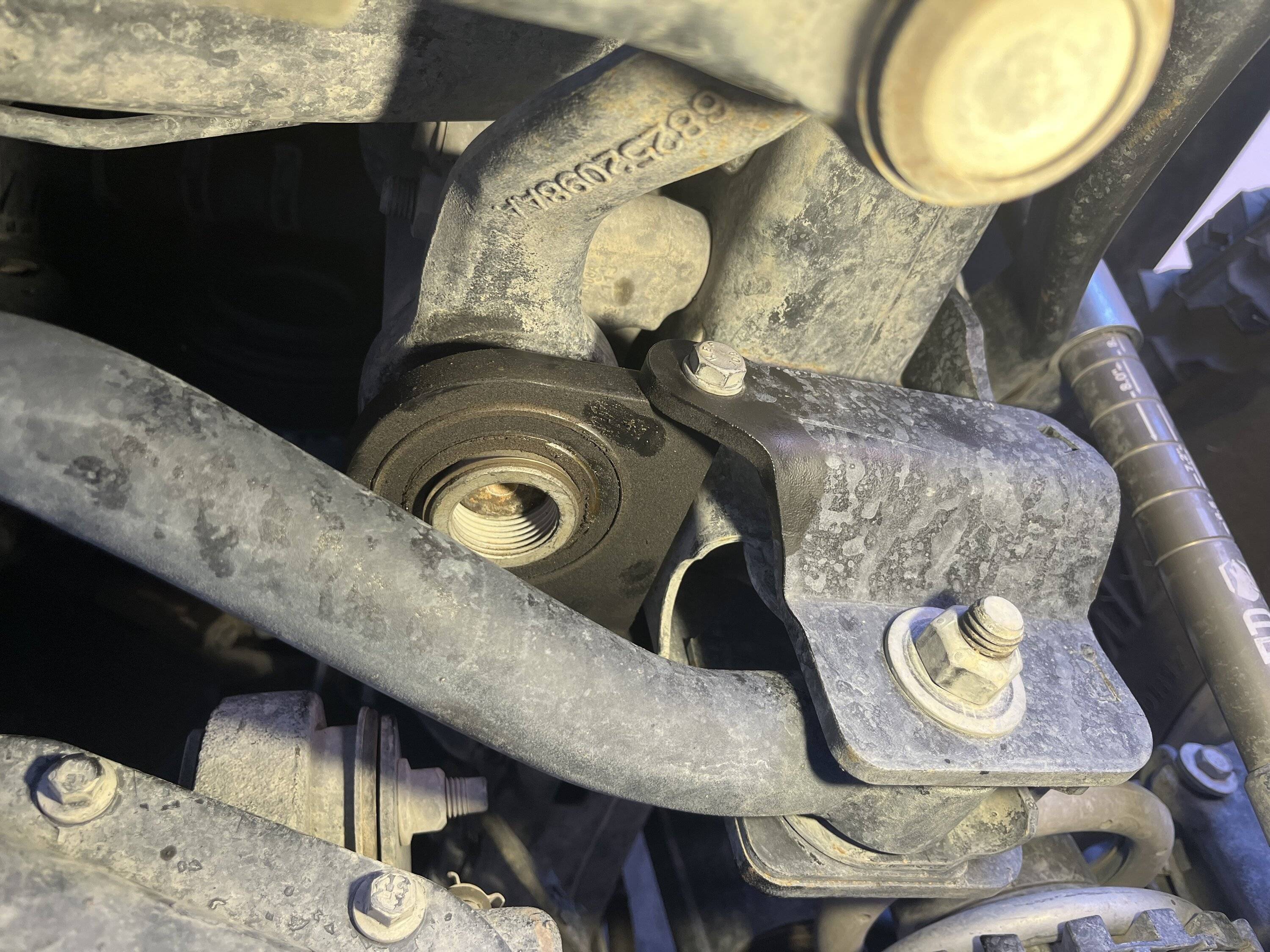 Jeep Gladiator Steer smarts bearing dead after 10,000 miles. IMG_6067[1].JPG