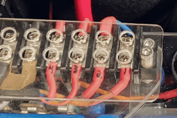 Jeep Gladiator Factory Aux switch fuses - other than factory fuse rating 1674851280488