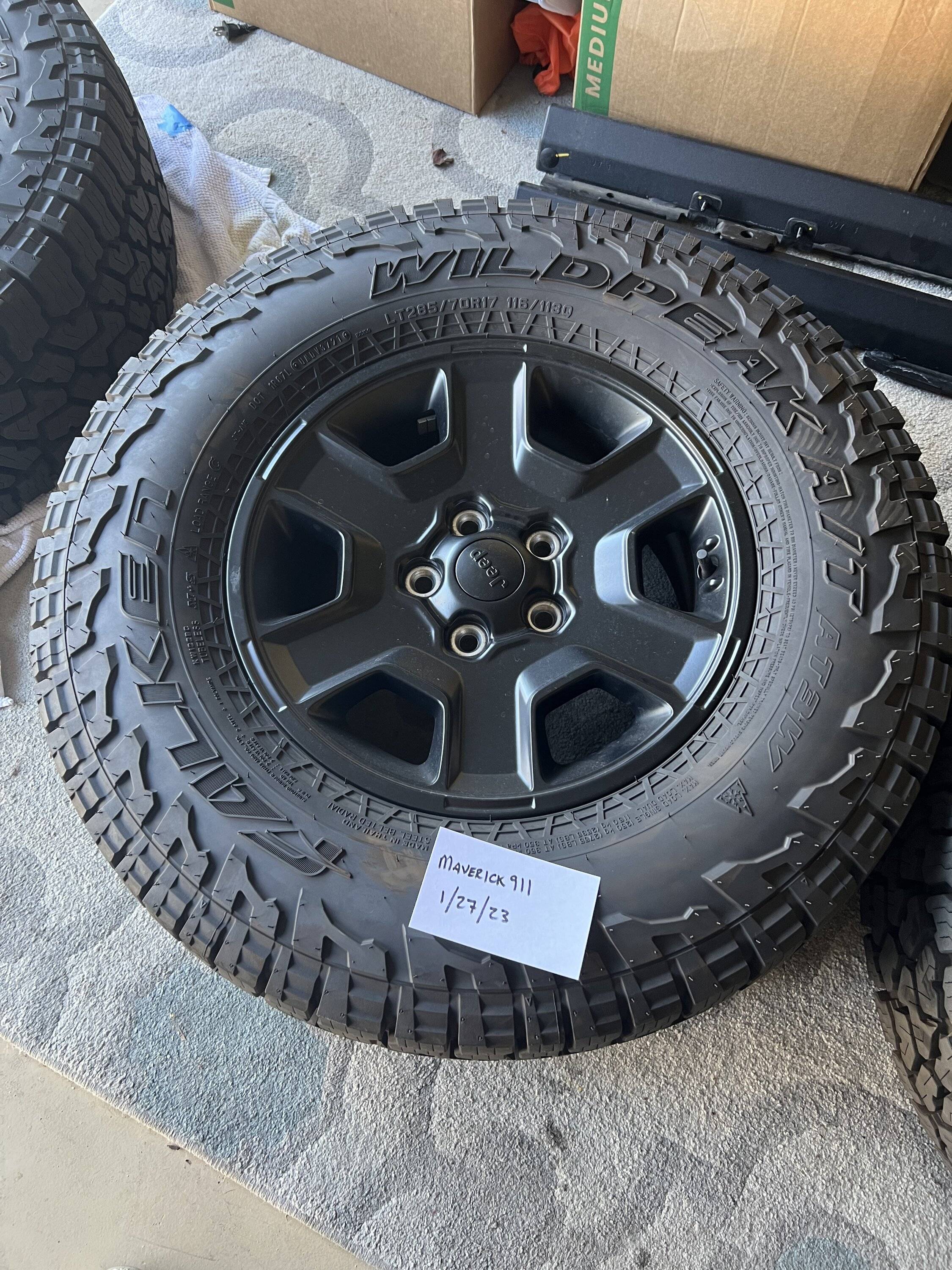 Jeep Gladiator Mojave wheels with Falken Wildpeaks 4A70FAC2-6F2D-4B79-9D7A-4EFE2698BD68