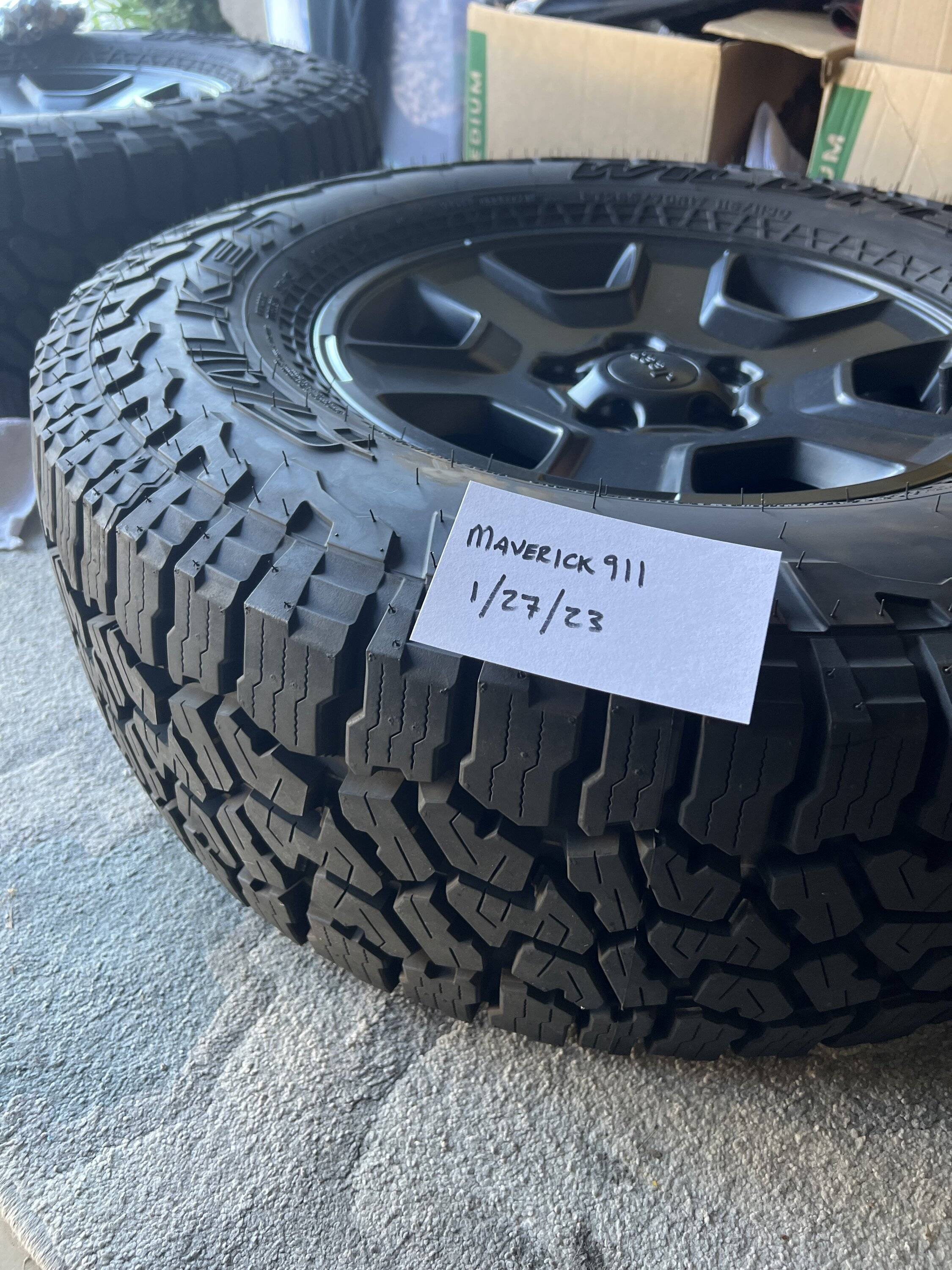 Jeep Gladiator Mojave wheels with Falken Wildpeaks 39060963-FF5E-460B-A689-8E5FFEC11323