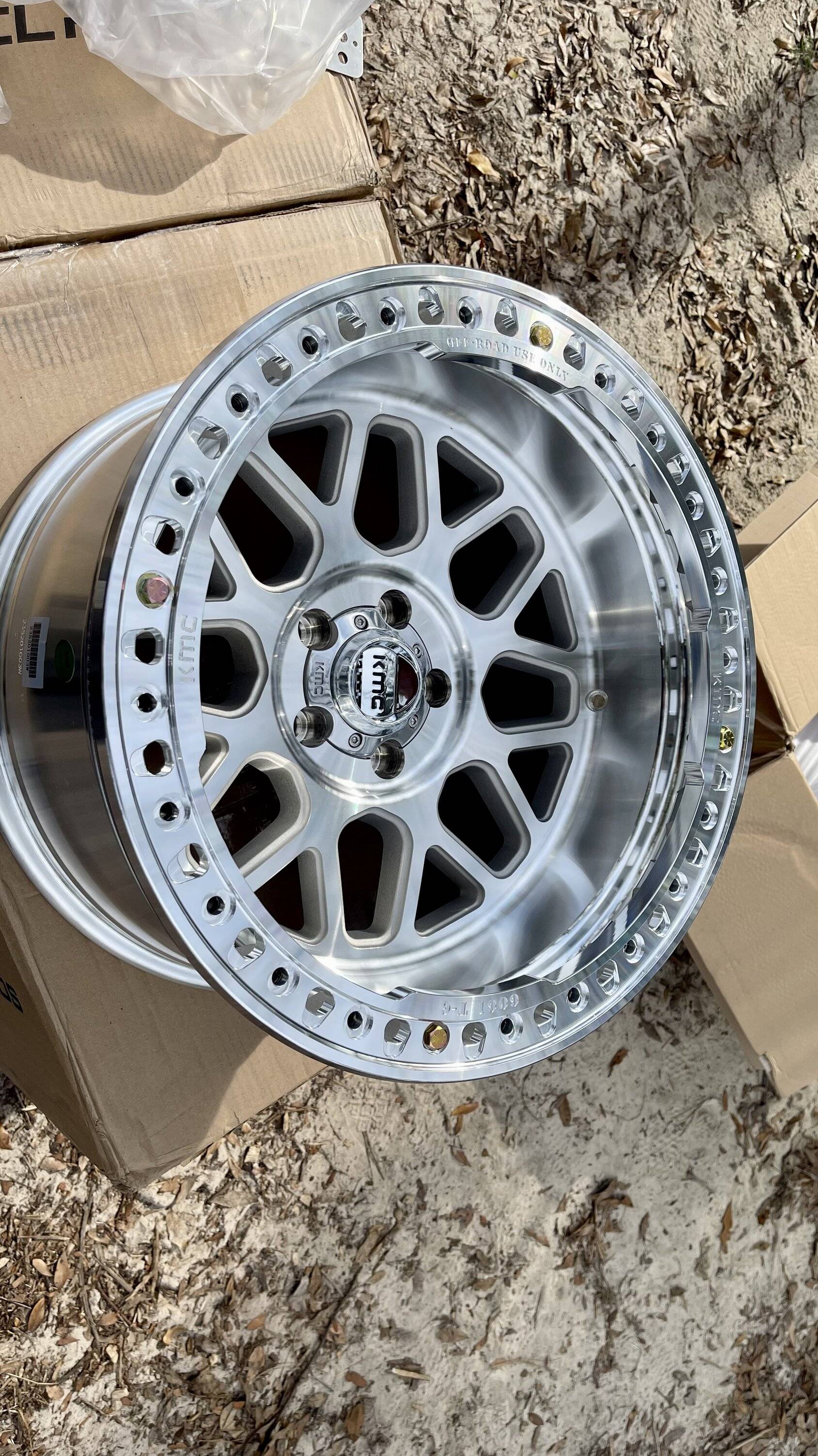Jeep Gladiator SHOW ME YOUR WHEELS! AA91A99D-5C49-4589-9B88-CF14ECD27FFD