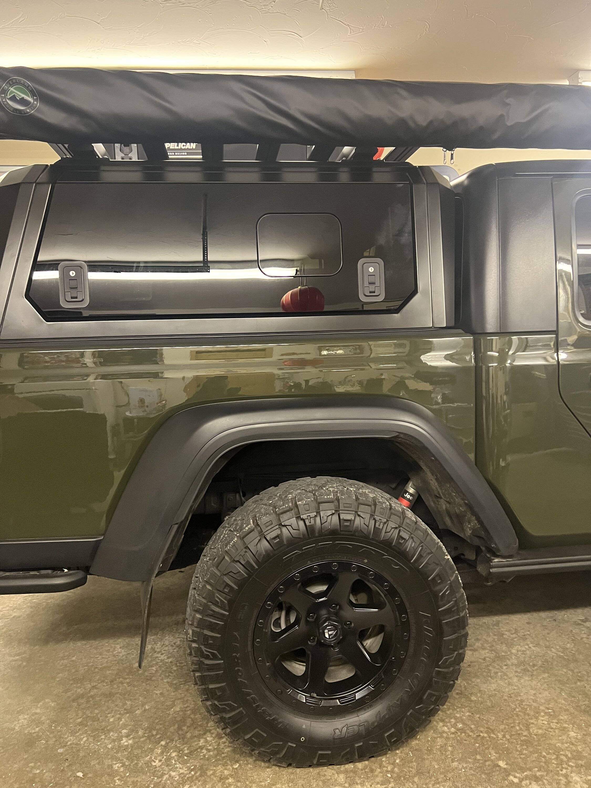 Jeep Gladiator RSI Smartcap and awnings 0AD04A26-D2F9-4859-B729-CD0F793E7F23