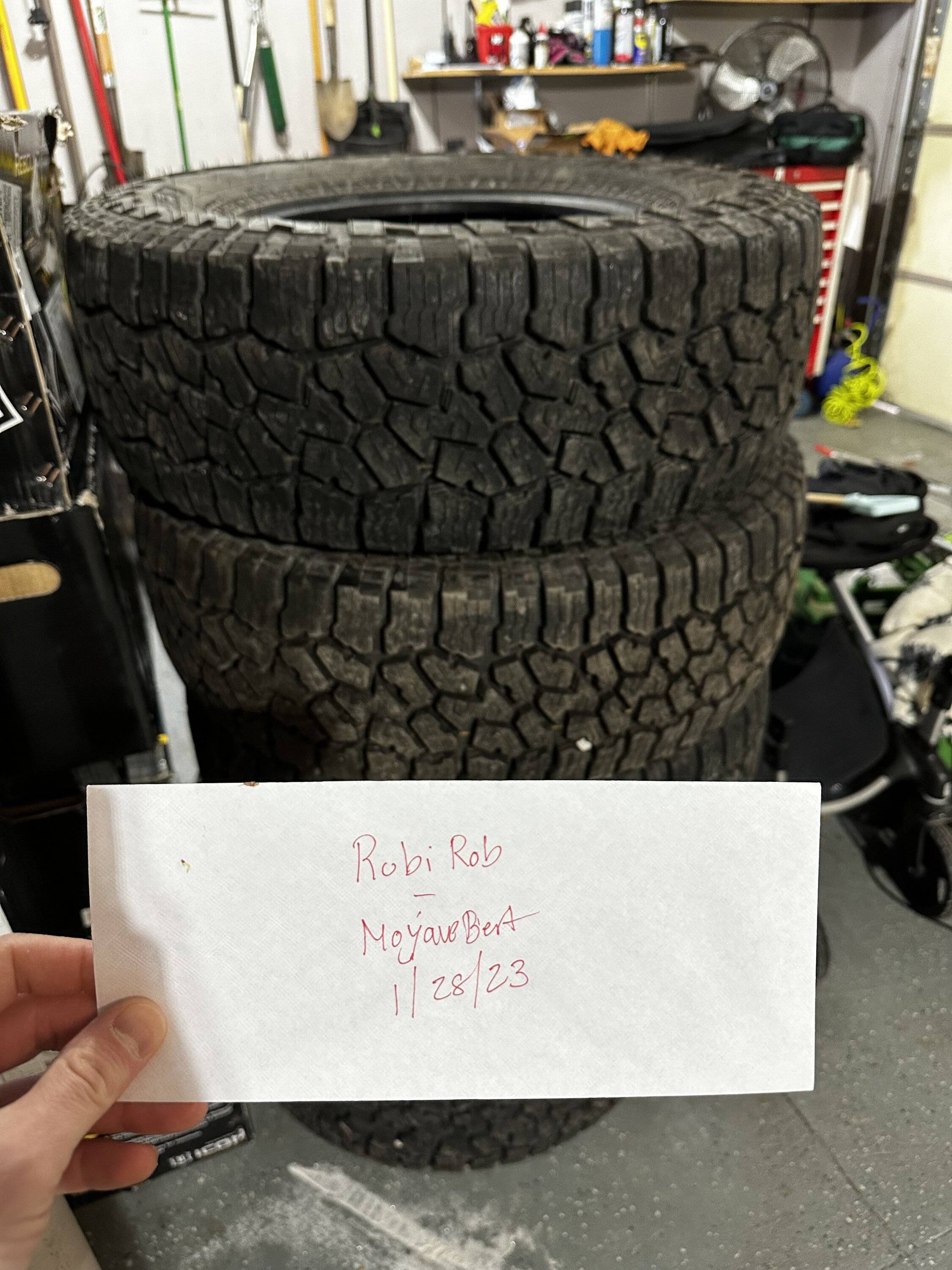 Jeep Gladiator OEM Falken Wildpeak AT 285/70/17 All 5 // Separated Option Mojave Wheels // Wheel Locks IMG_0968