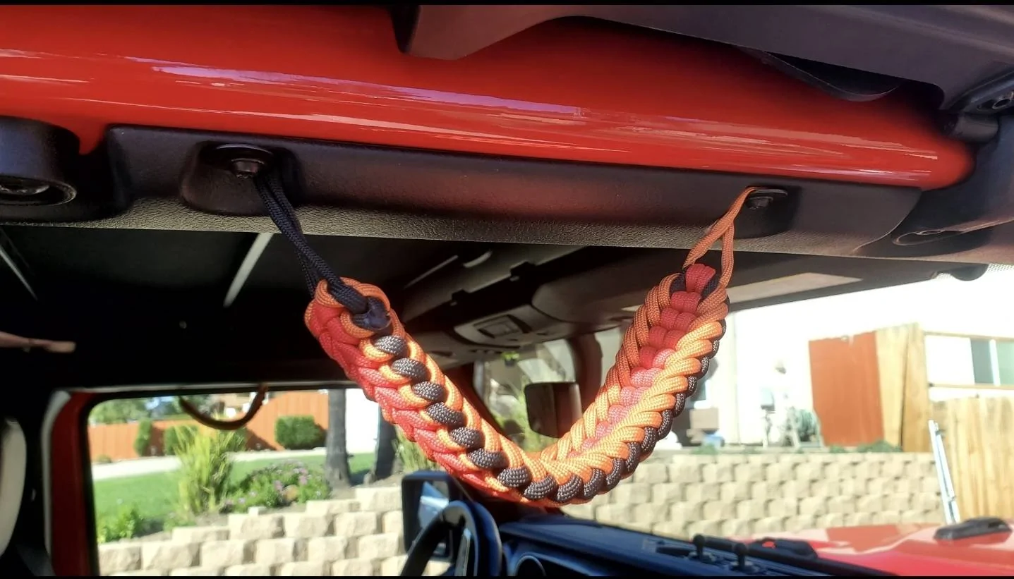 Jeep Gladiator Grab handles with freedom top? Screenshot_20230128-095022_Gallery