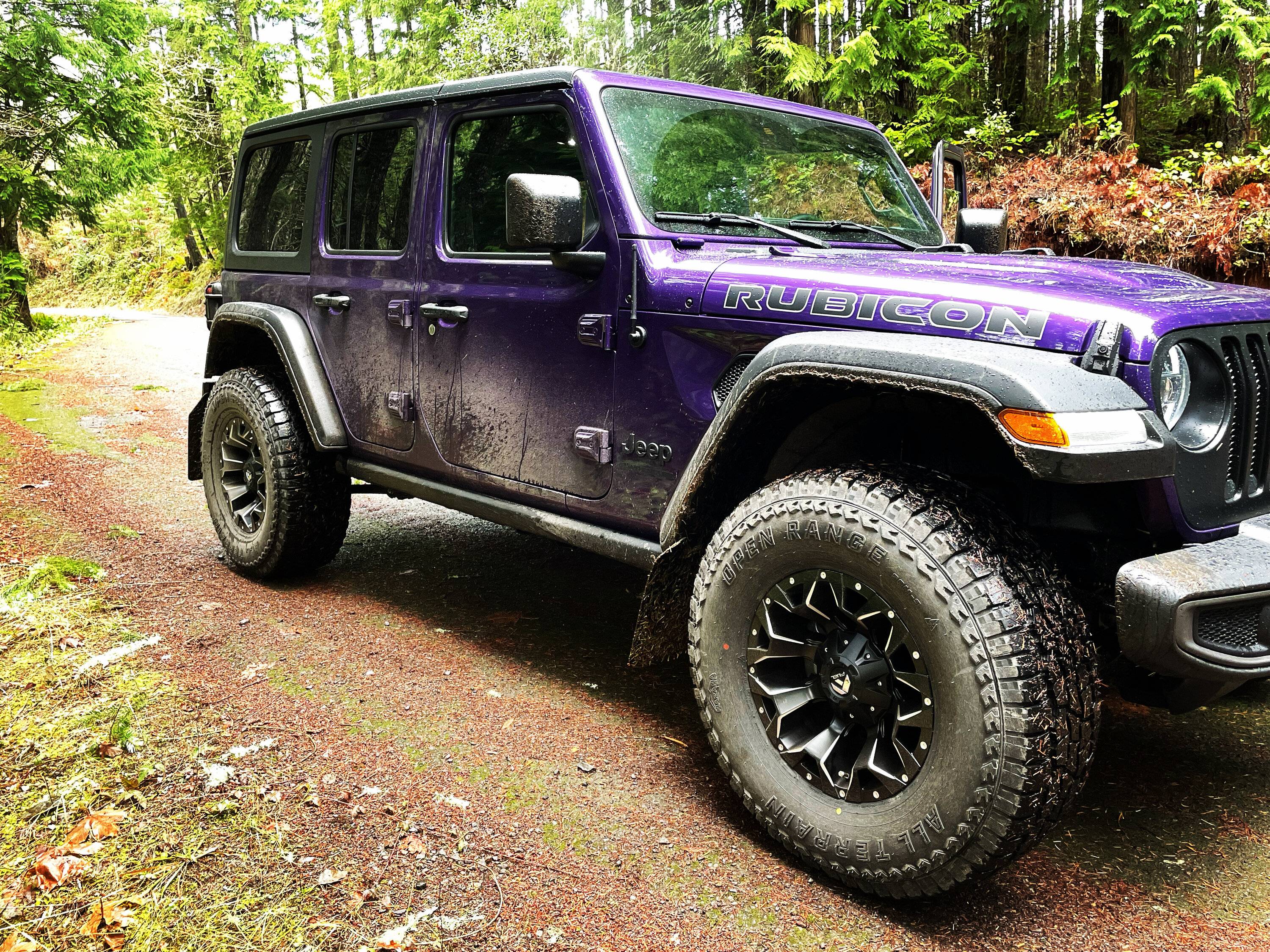 Jeep Gladiator Purple Wrangler (reign?) 3A8A3203-E506-407B-8440-ABEB9CCC3E5C