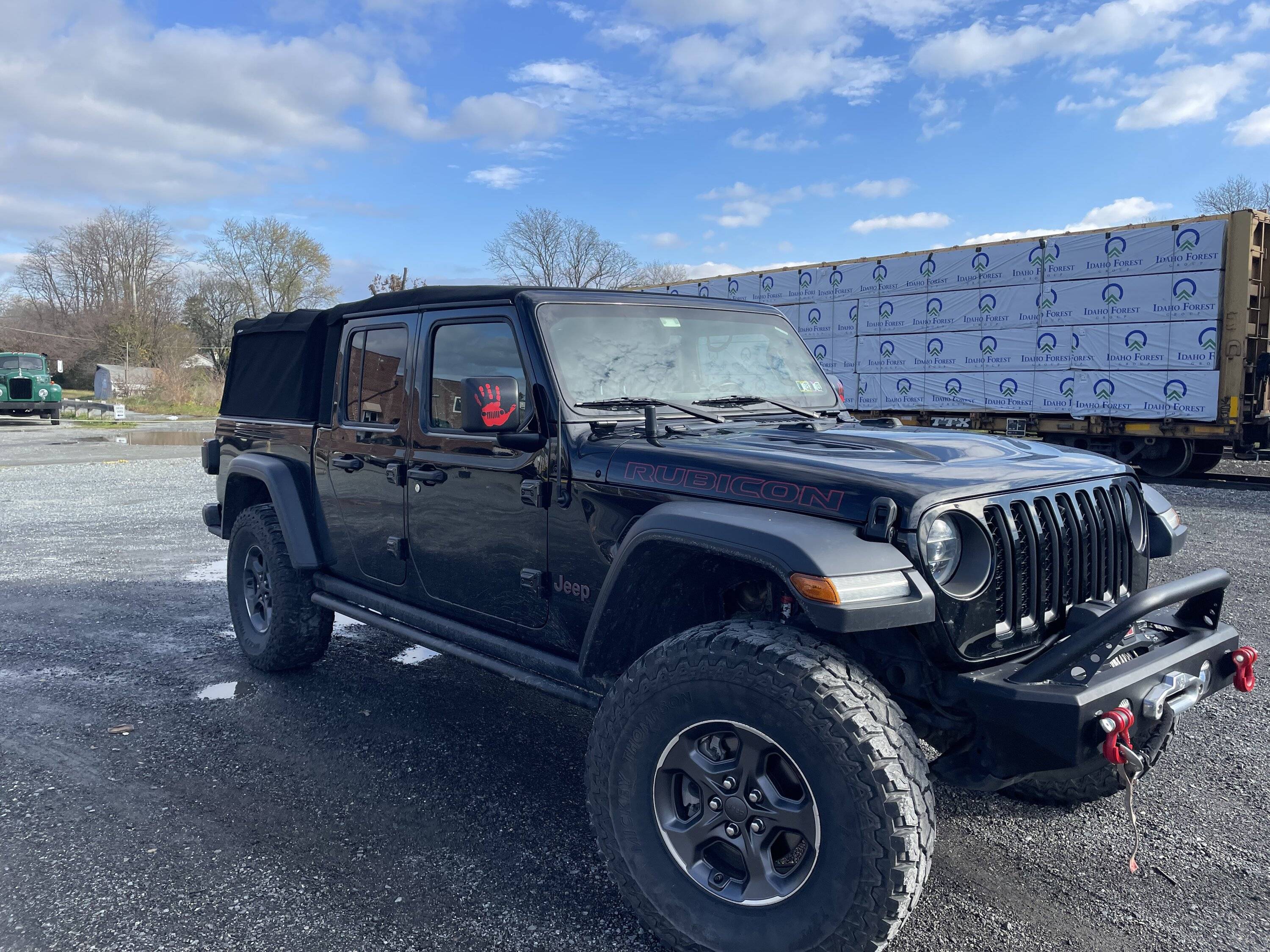 Jeep Gladiator BLACK Gladiator JT Club F99B1397-F1EE-46F1-82B1-8E86A59554C3