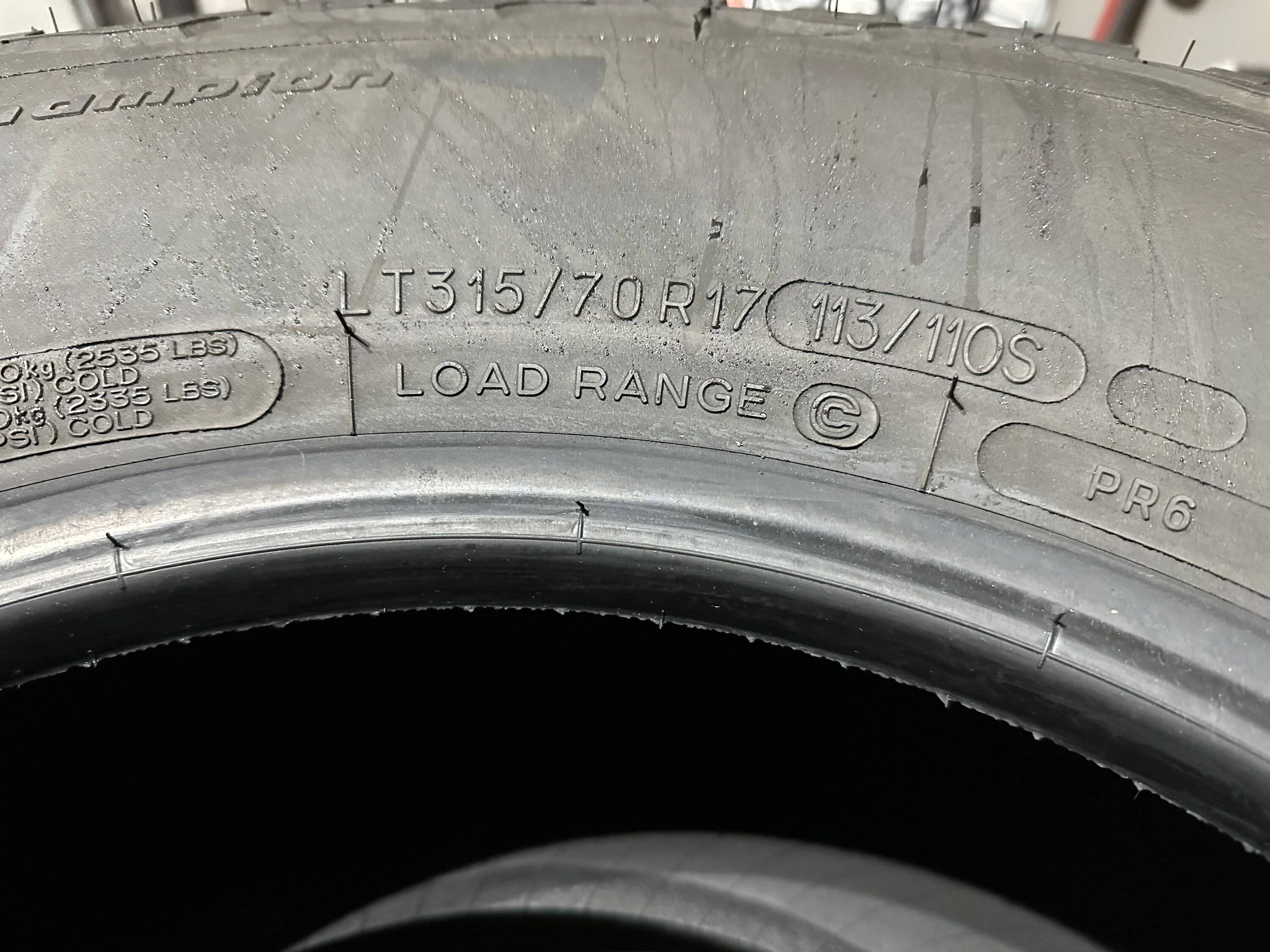 Jeep Gladiator 315/70r17 BFG ko2 C-Rated 7434FB61-D507-4F8A-A923-F667CDDB38FB