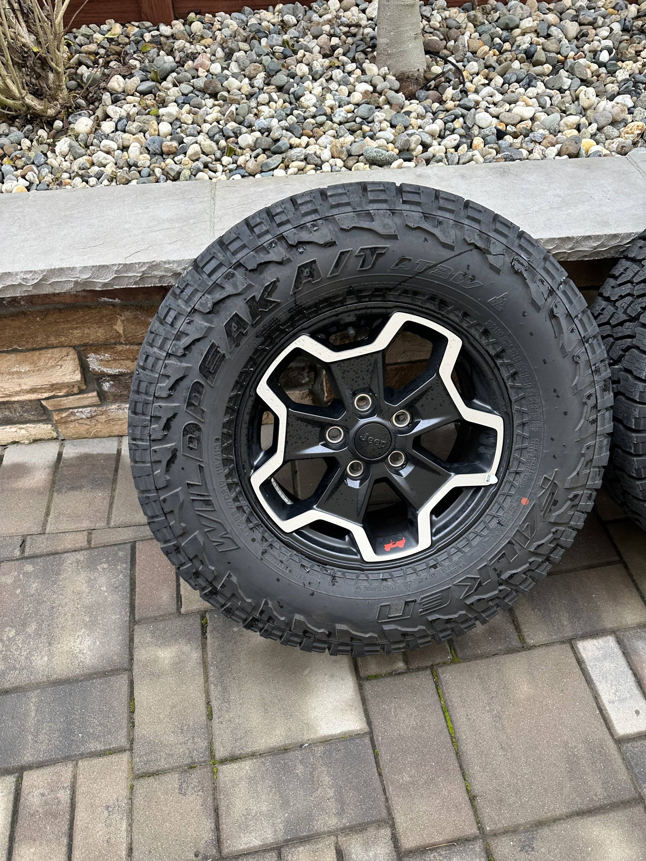 Jeep Gladiator Rubicon wheels/tires, Suspension, Rock Rails 9F0F233B-F54A-46F3-B41E-7F2447E0B125