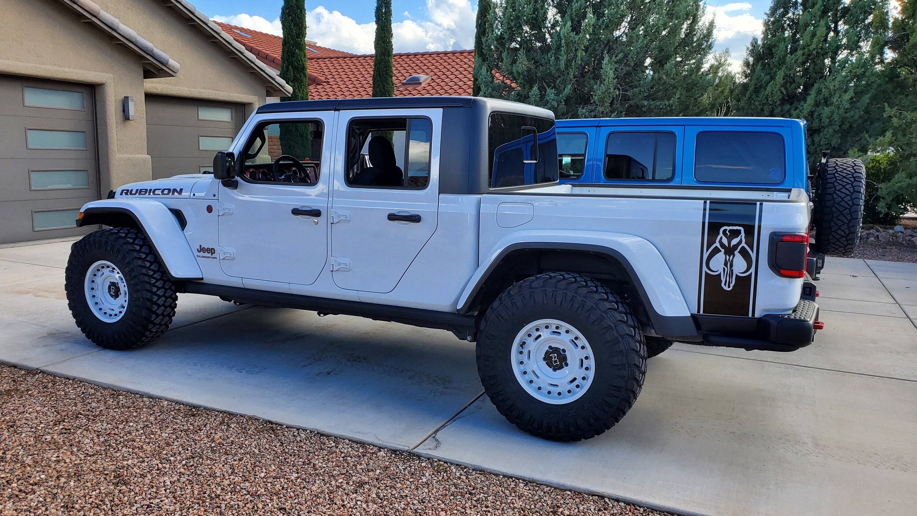 Jeep Gladiator DECALS/SIDE GRAPHICS/WRAPS 20221015_154902