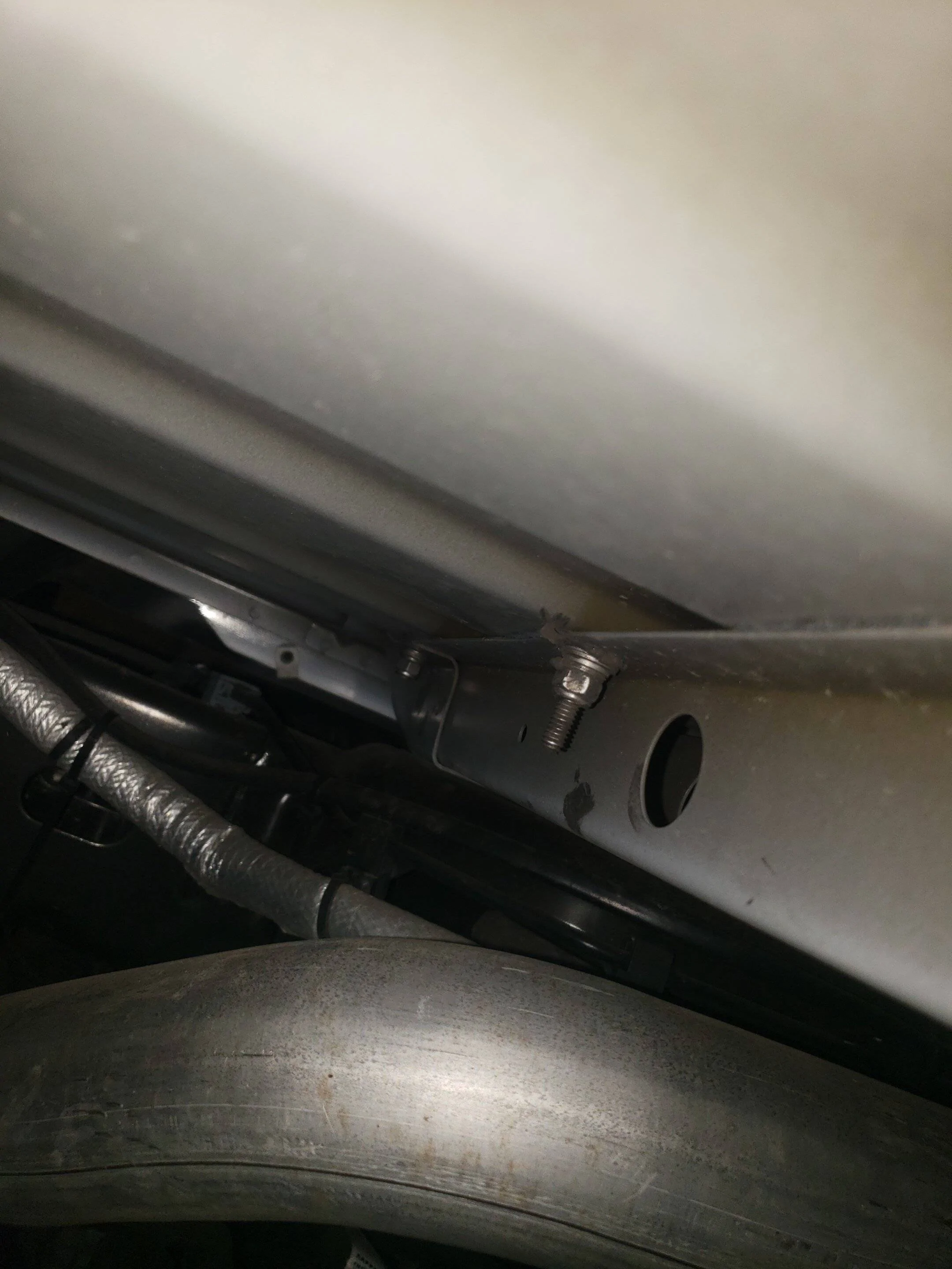 Jeep Gladiator Fridge slides 20230130_210544