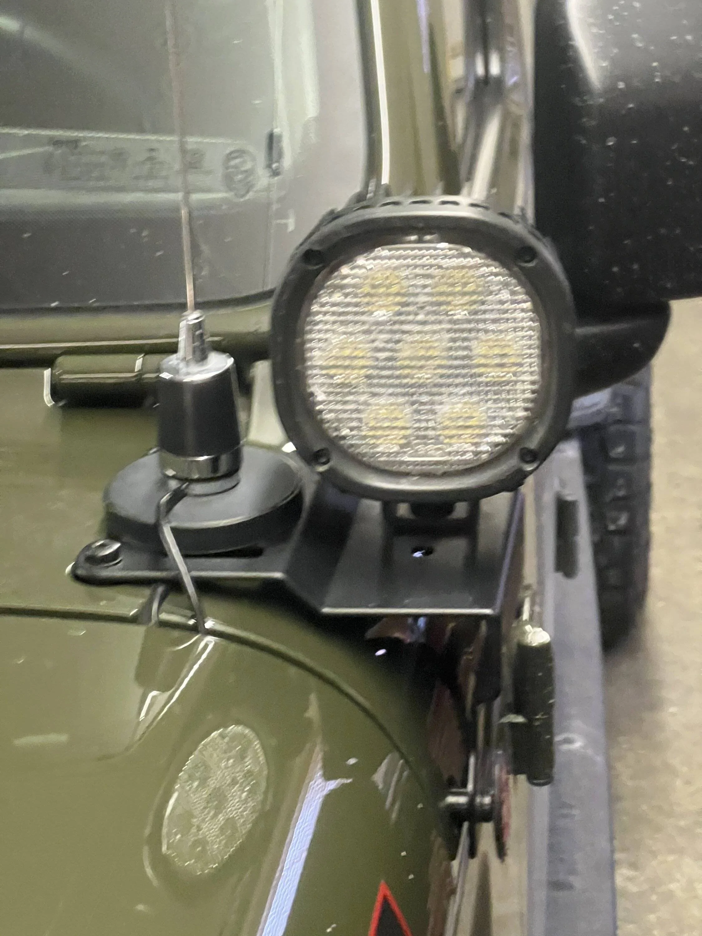 Jeep Gladiator GMRS / CB antenna locations - near A pillar or mid point on hood 086E53F1-B03D-4999-A435-1FAC416B14E9