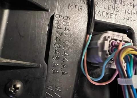 Jeep Gladiator 2018-2023 JL OEM FB_IMG_1675197479534