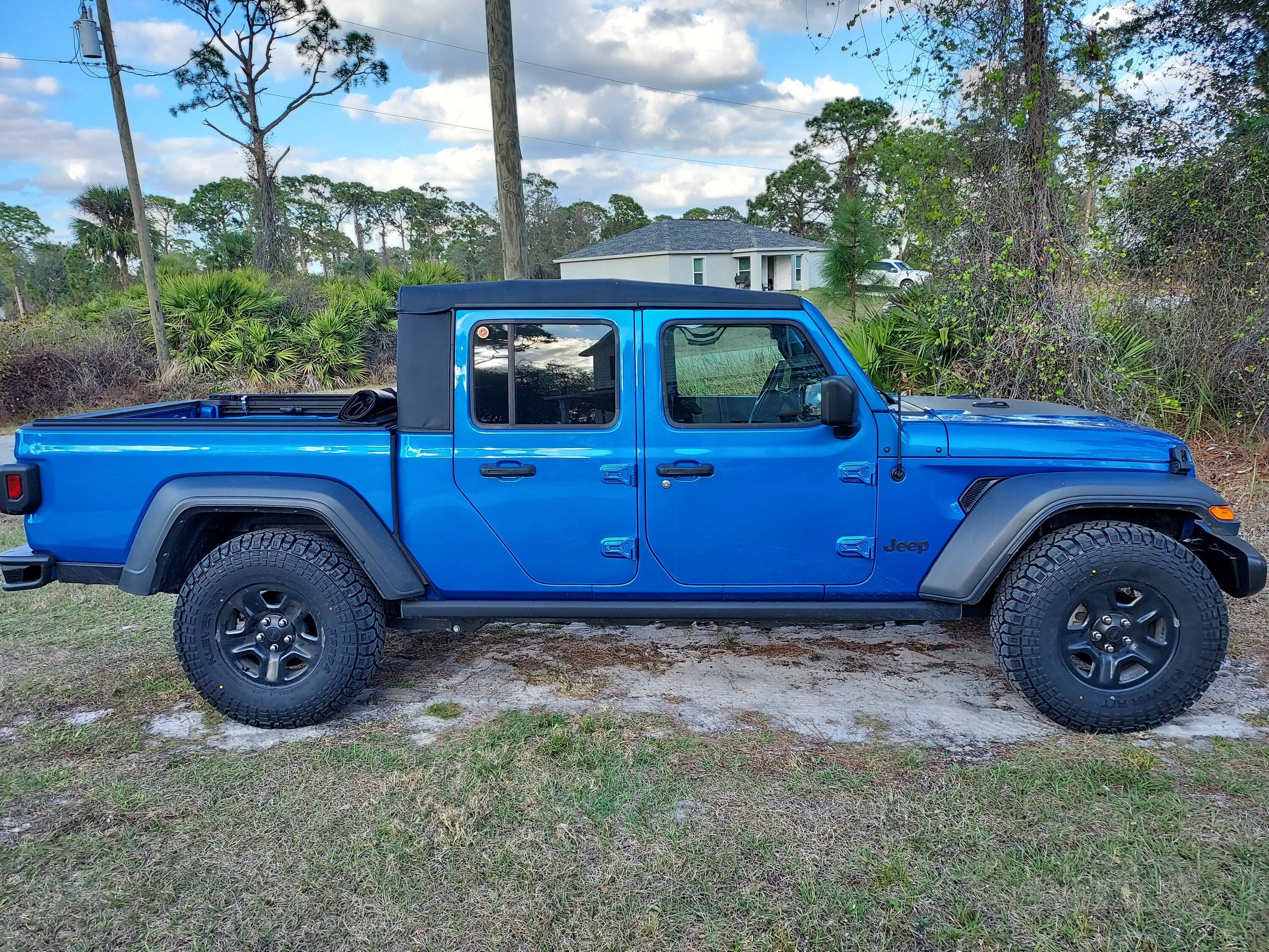 Jeep Gladiator Dont throw anything away!! 20230202_163734
