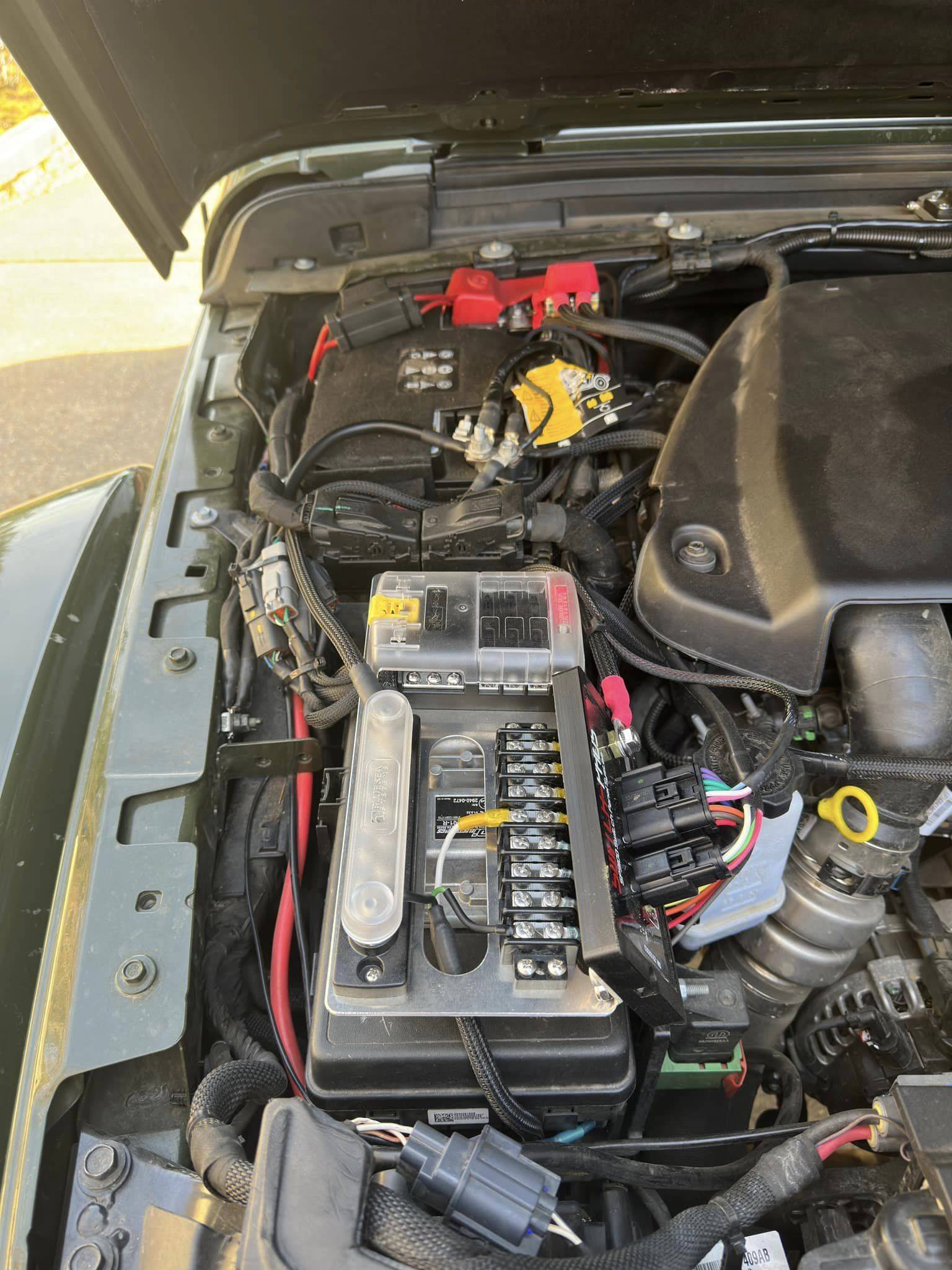 Jeep Gladiator Switch Pro 9100 Mounted to Universal Powertray Diesel Install. Switchpro photo 02