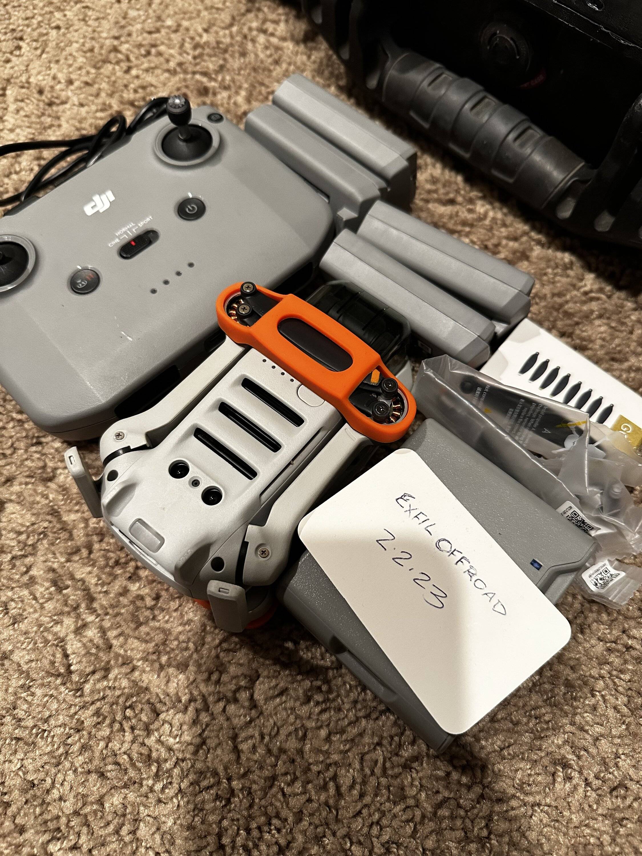Jeep Gladiator DJI MAVIC MINI 2 D5E3B009-12AB-4BAF-AE56-83F708C2605C