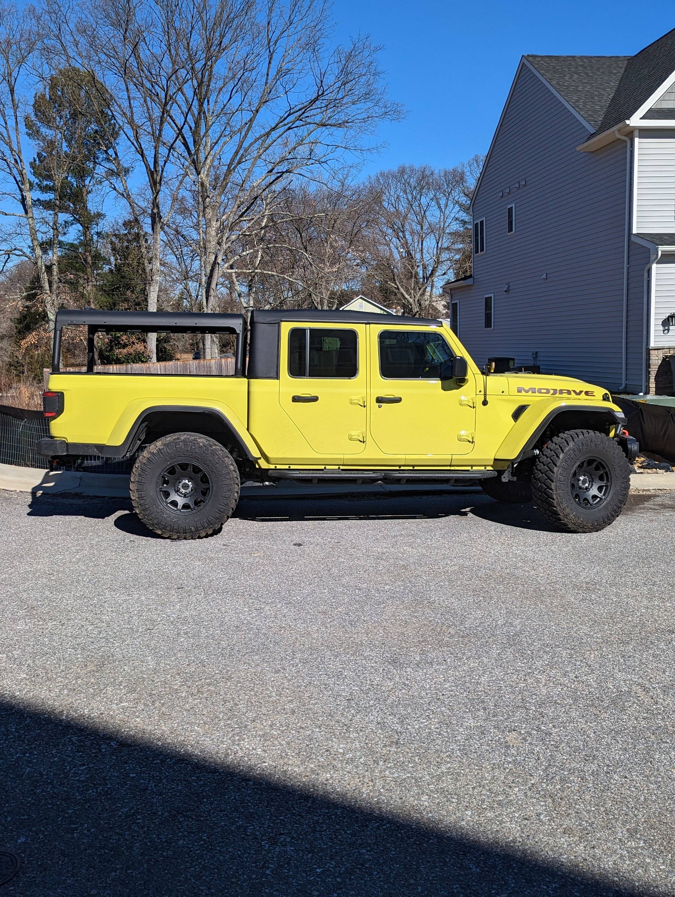 Jeep Gladiator Please tell me this wasn't one of you... PXL_20230204_163812479