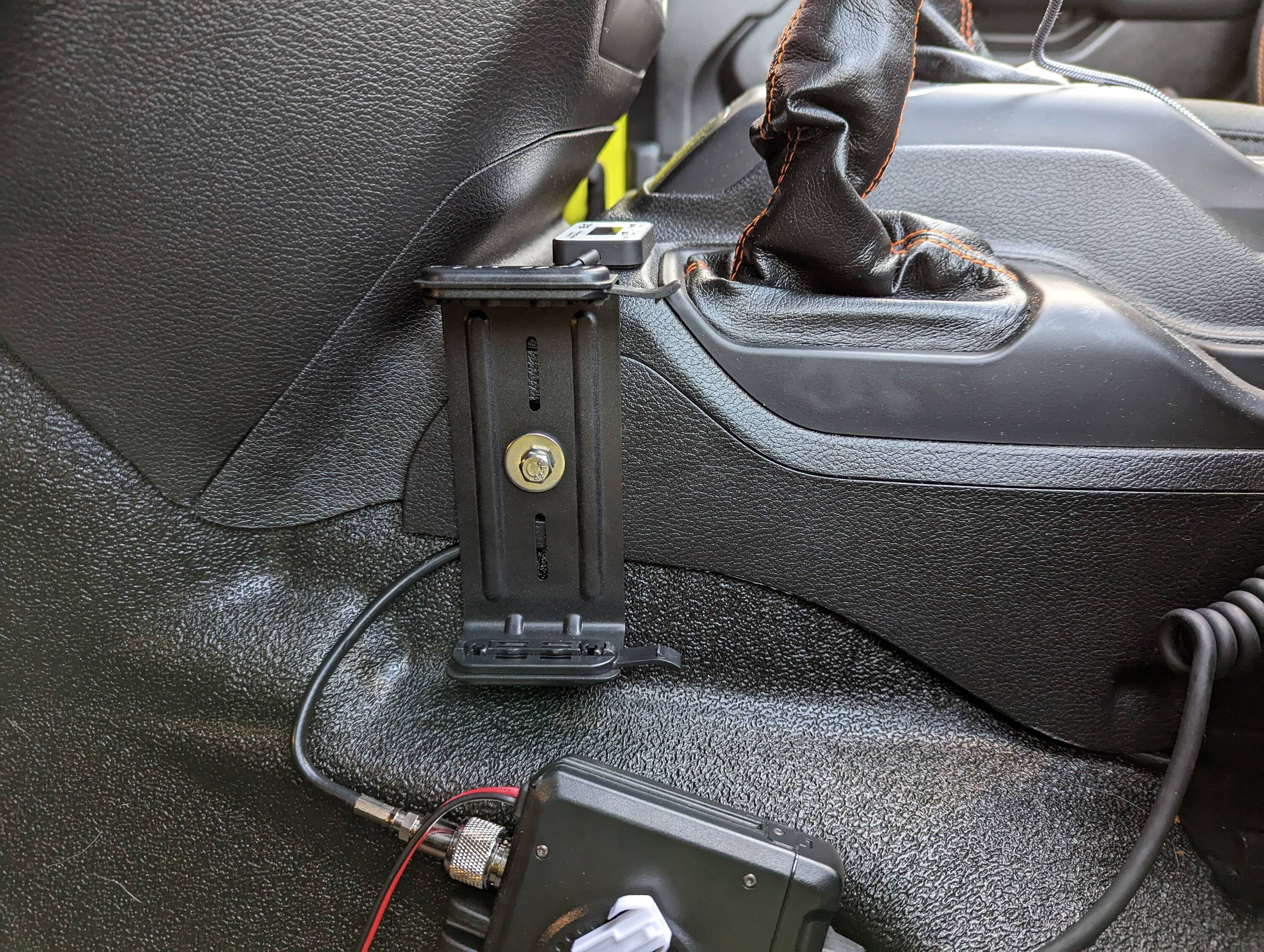 Jeep Gladiator GMRS users PXL_20230205_215610211
