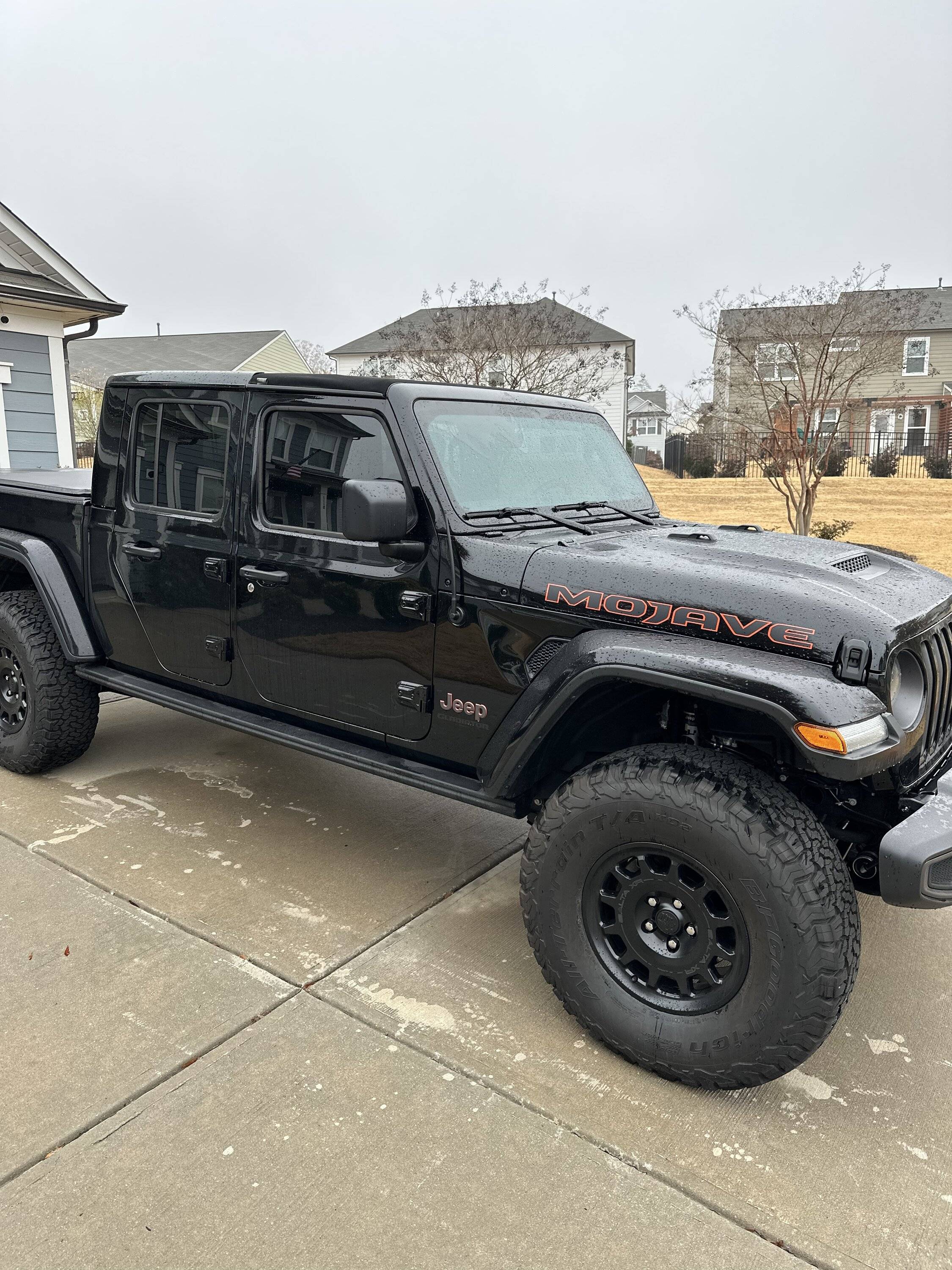 Jeep Gladiator Tried searching, show me your AEV Salta XR’s! E9A2BEE2-C221-4AE2-B1EA-1B5922EABD09
