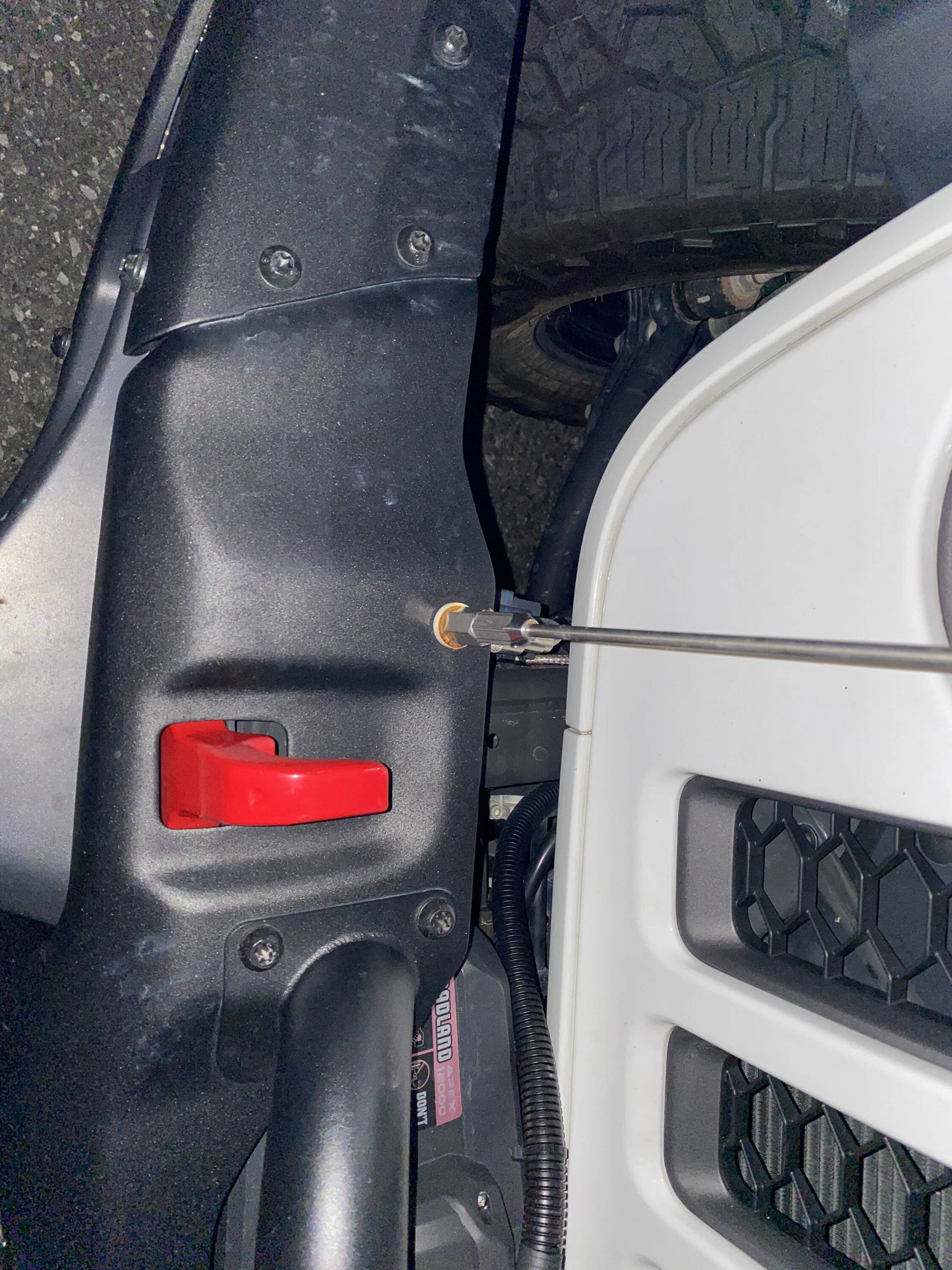 Jeep Gladiator GMRS / CB antenna locations - near A pillar or mid point on hood 0803C3F2-7CC6-4AB6-909C-4936AC667317