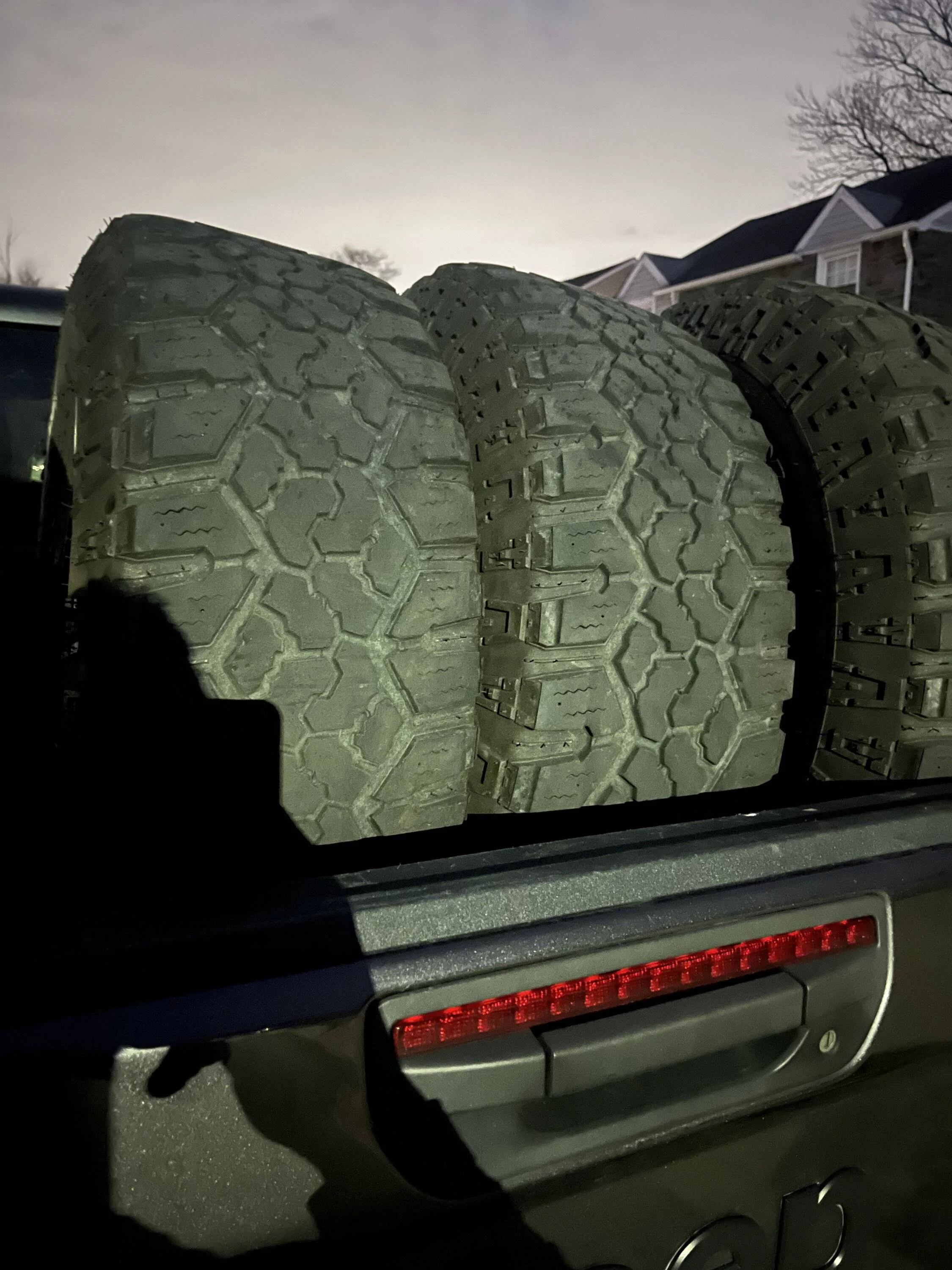 Jeep Gladiator 37x12.50r17 kenati trail hogs B44D2BB9-728E-4ADB-A050-7A6B40EDD54A