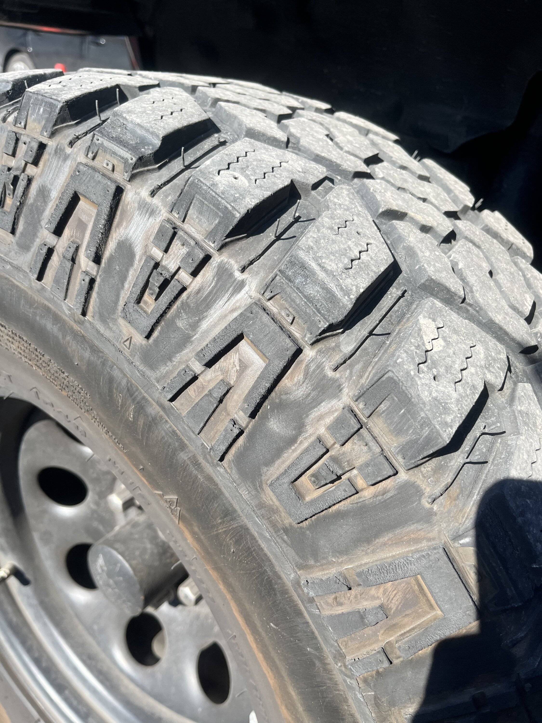 Jeep Gladiator 37x12.50r17 kenati trail hogs 4A5BCEB3-D50D-4215-855E-9B55618184A0