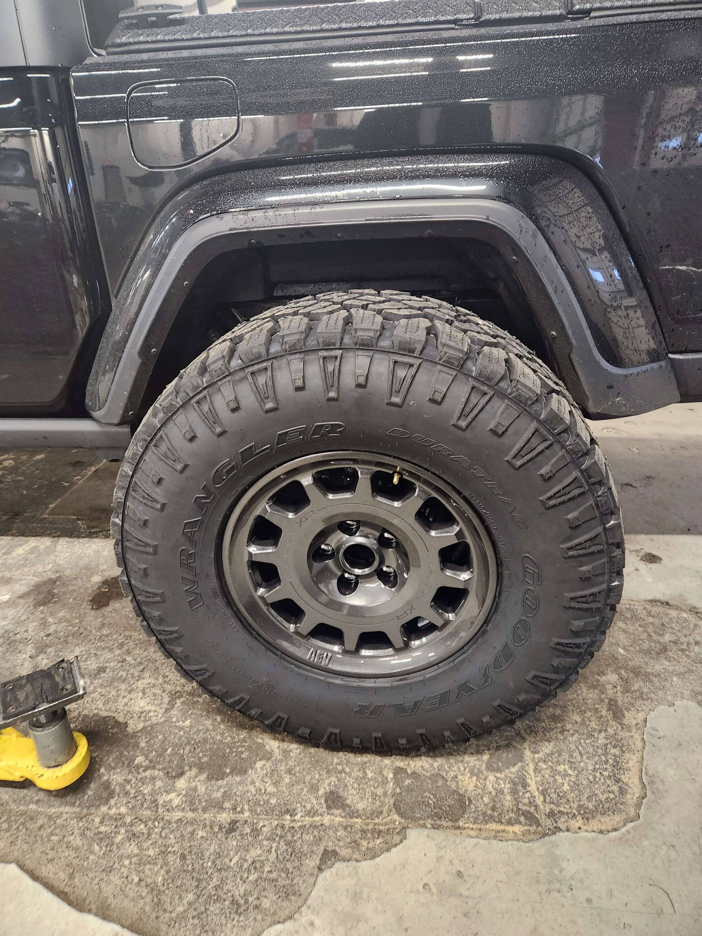 Jeep Gladiator BlackSheep - Max Tow Build tires3