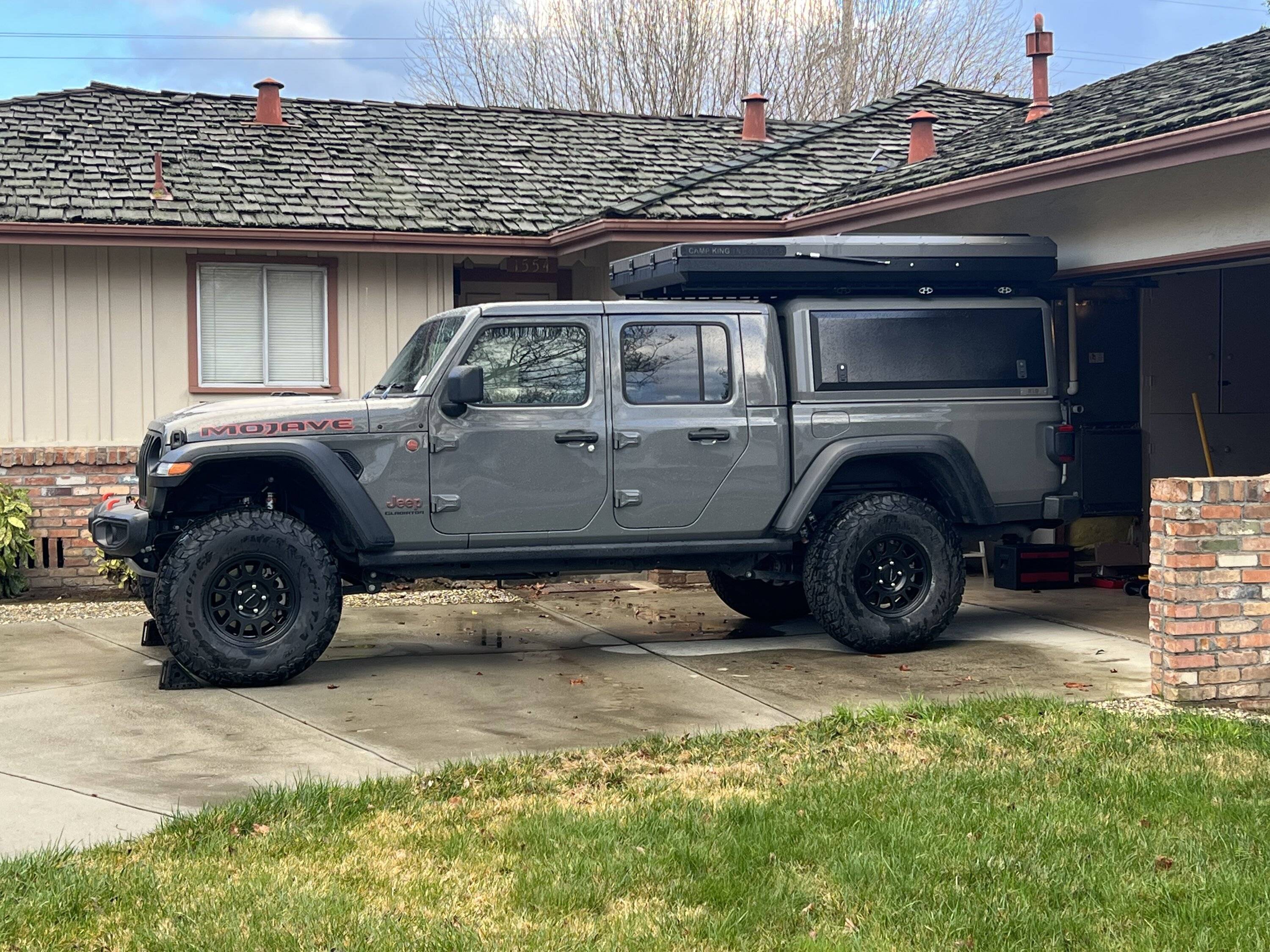 Jeep Gladiator Mojave 2.5 Frankenlift Clayton 2.5 Lift with Spare